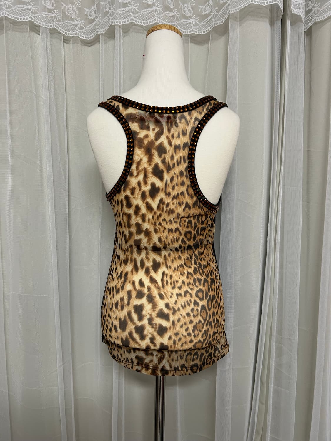 Drop kick store 오리엔탈 레오파드 오네갸루 슬리브리스 상품이미지4