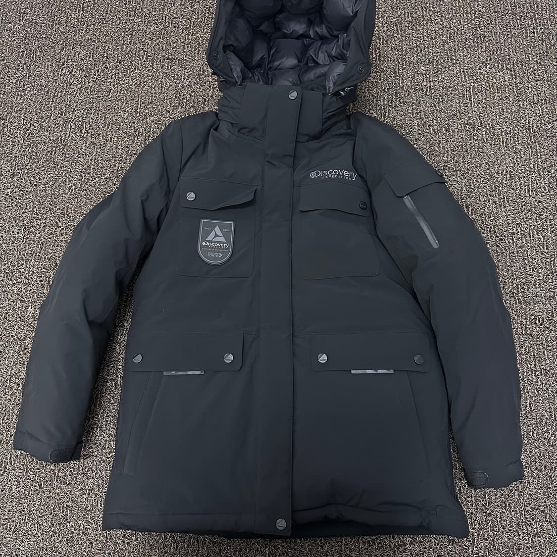 디스커버리 익스페디션 여성 구스다운 패딩 점퍼 블랙 95(M) 상품이미지1