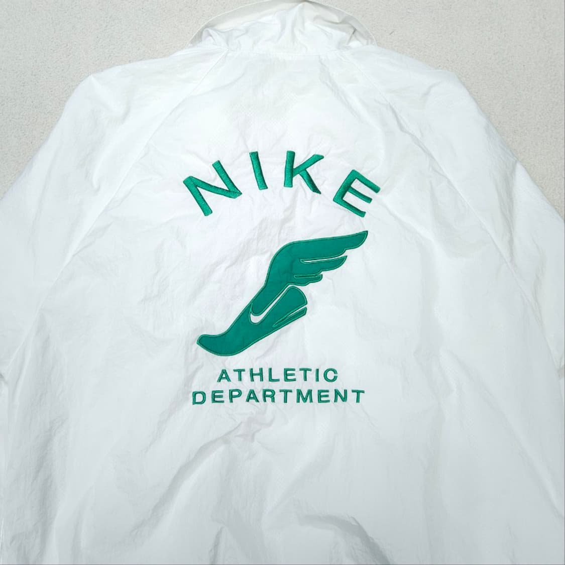 나이키 빅로고 우븐 바람막이 L 상품이미지4