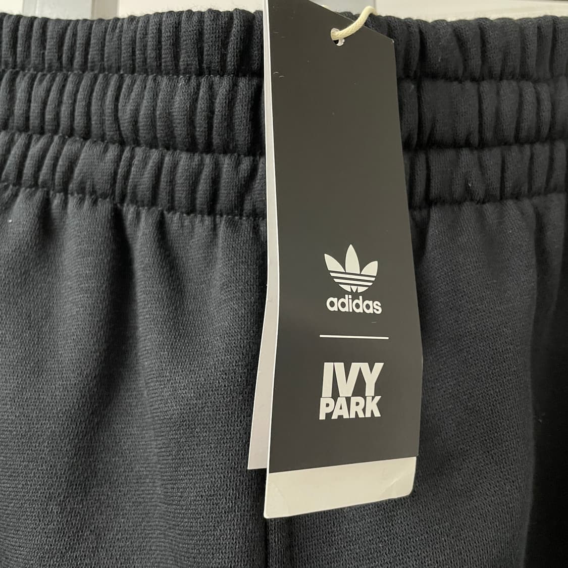 아디다스 아이비파크 트레이닝 팬츠 새상품 M 상품이미지4