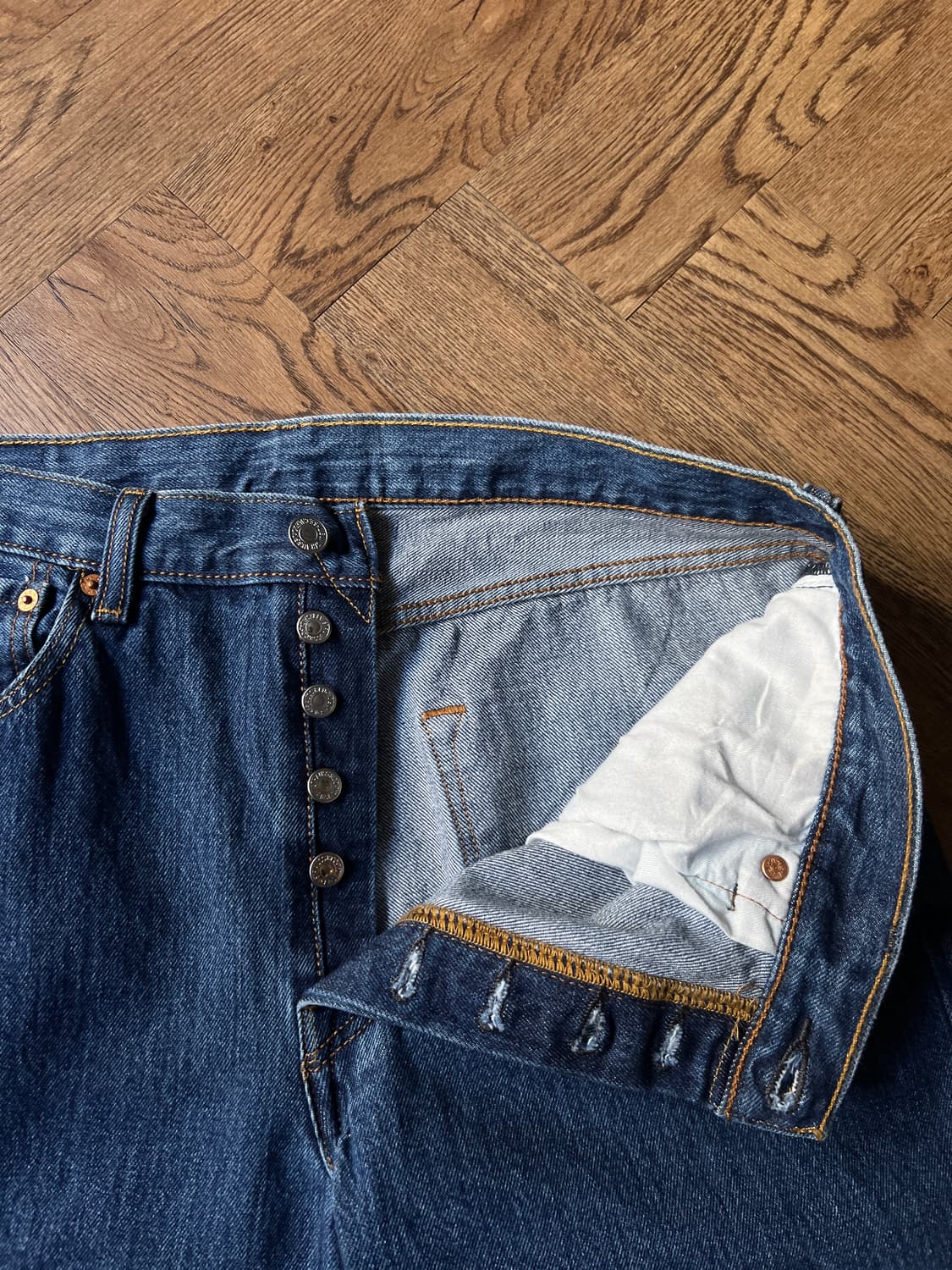 [34]리바이스 501 미디엄블루 워싱 데님 팬츠 상품이미지3