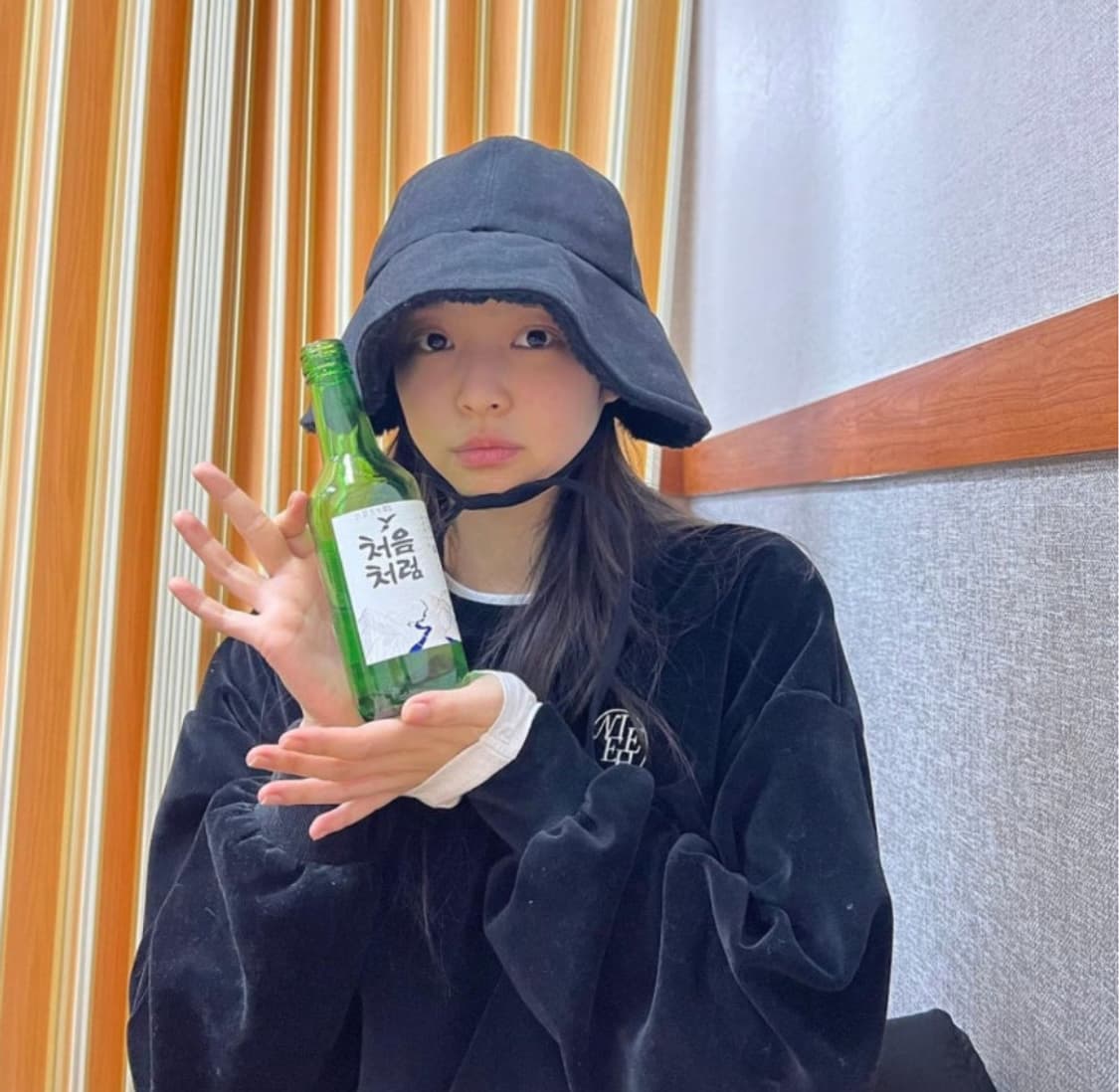 니히 벨뱃 맨투맨 상품이미지1