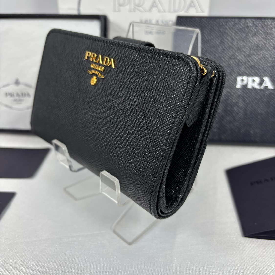 (새상품,풀구성)프라다 사피아노 레더 중지갑 블랙 1ML225 상품이미지4
