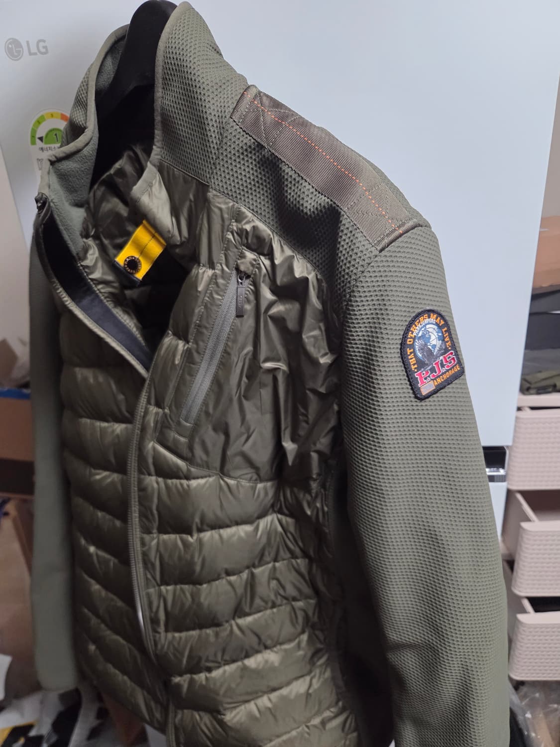 파라점퍼스 니트 경량패딩 상품이미지4