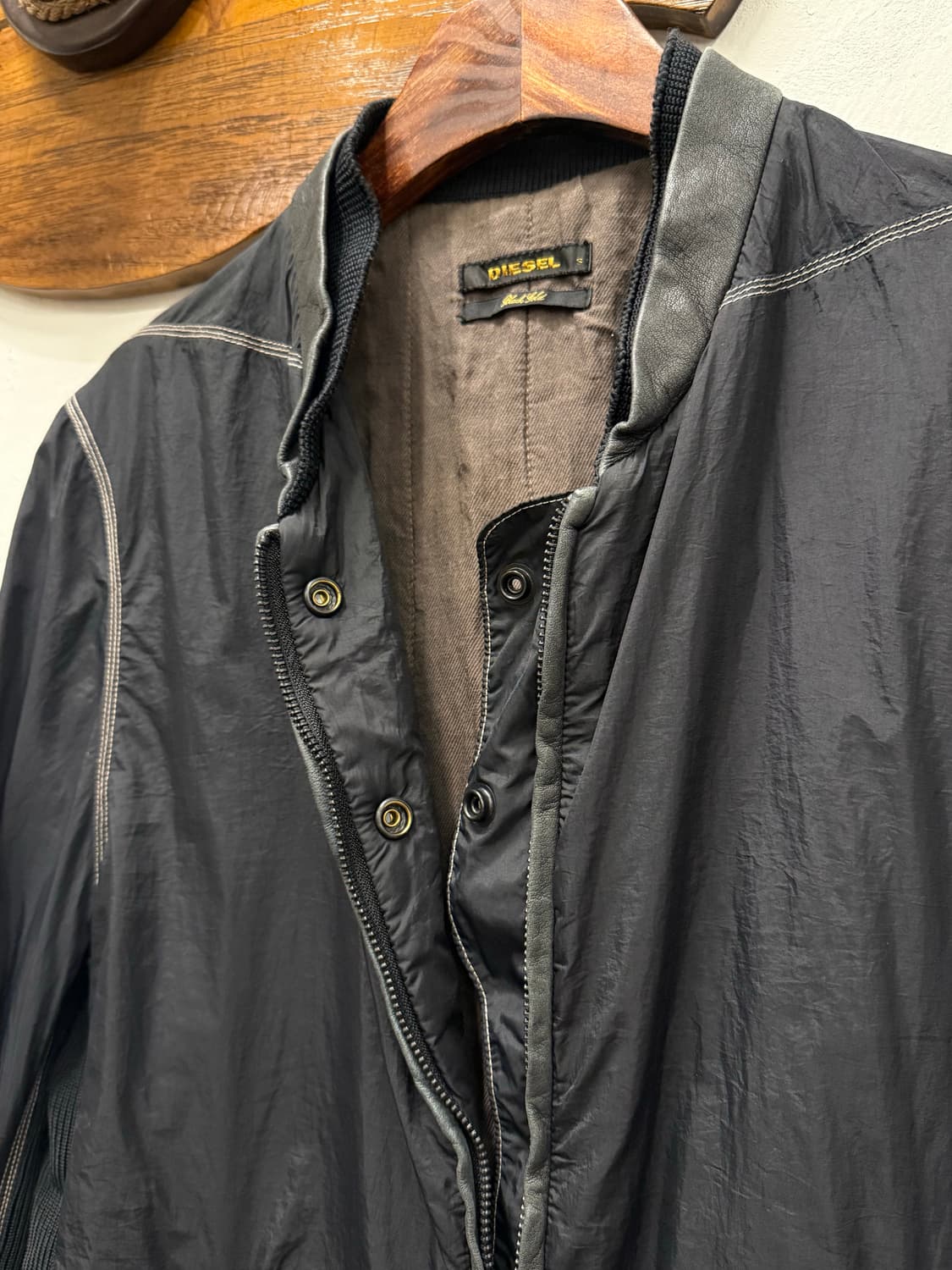 66) DIESEL Nylon Bomber Jacket 상품이미지4