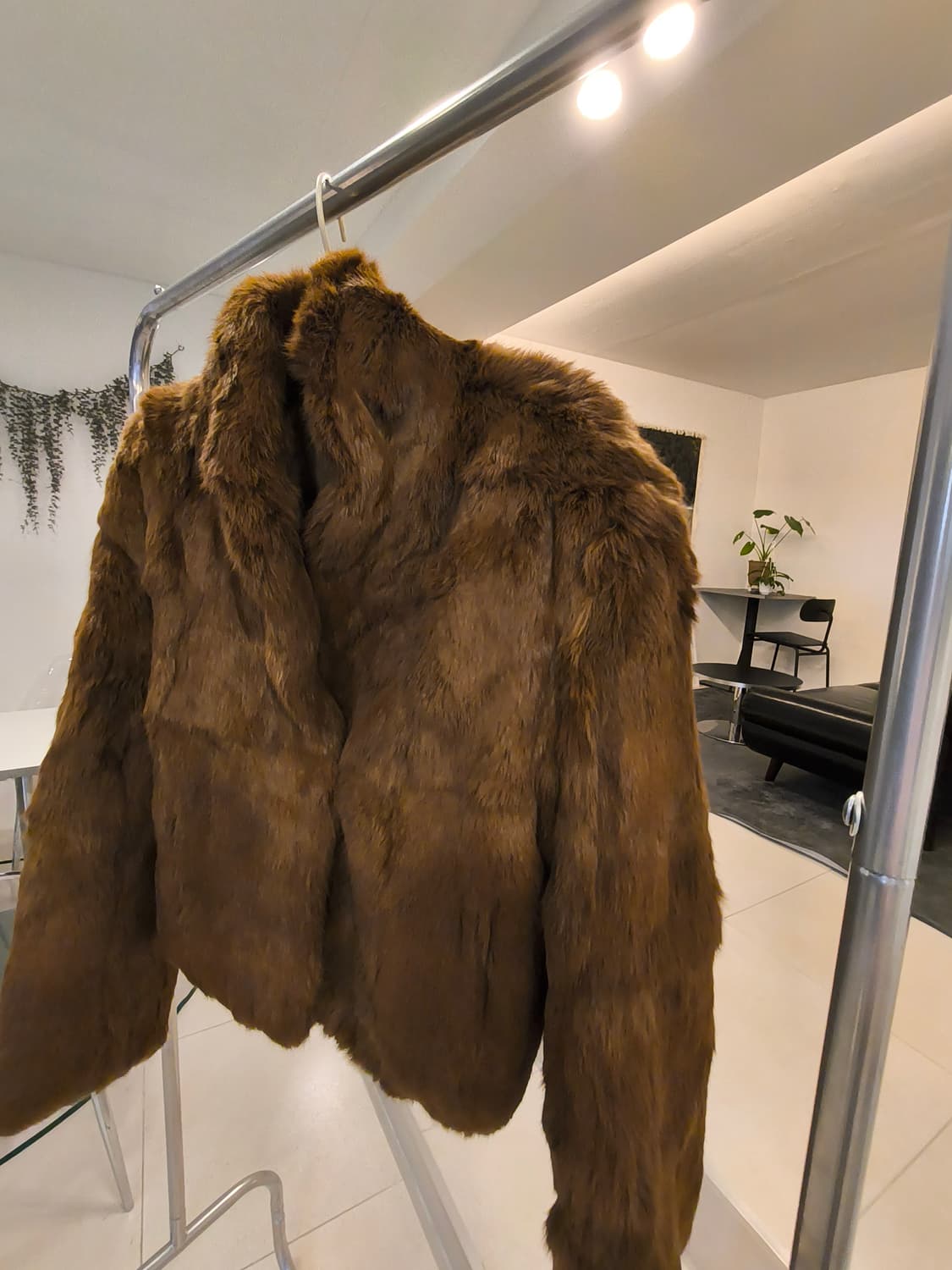 래빗 브라운 코트 상품이미지1