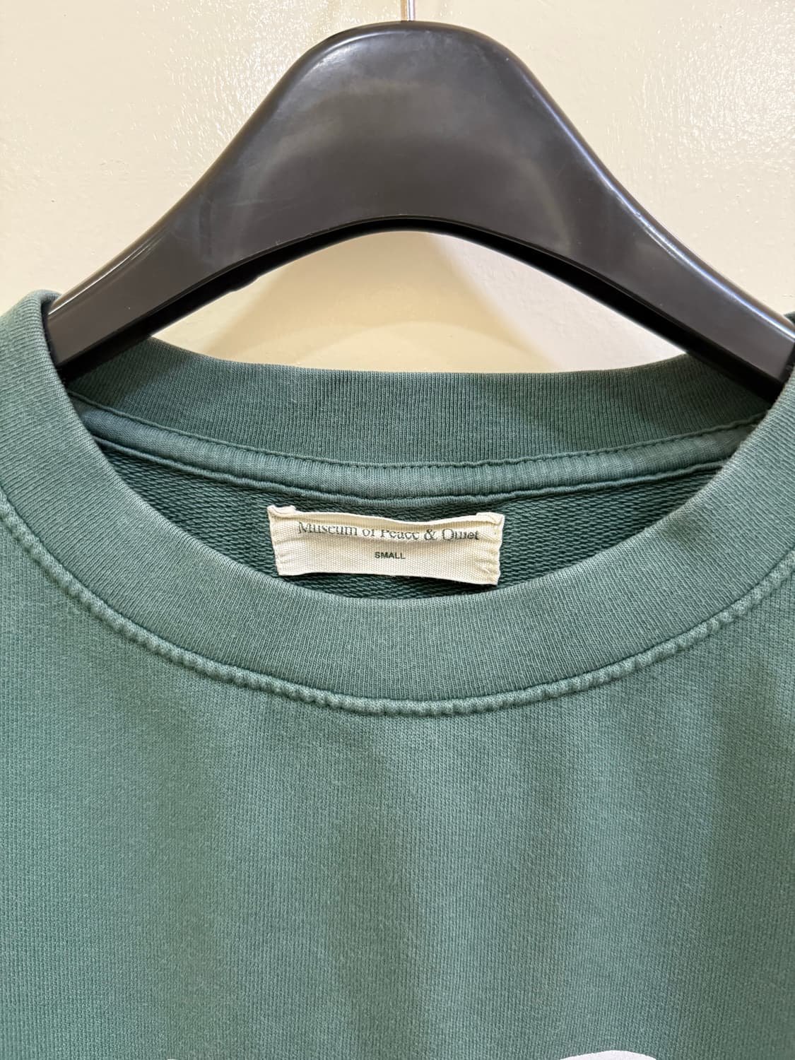 뮤지엄오프피스앤콰이엇 맨투맨 정품 상품이미지3