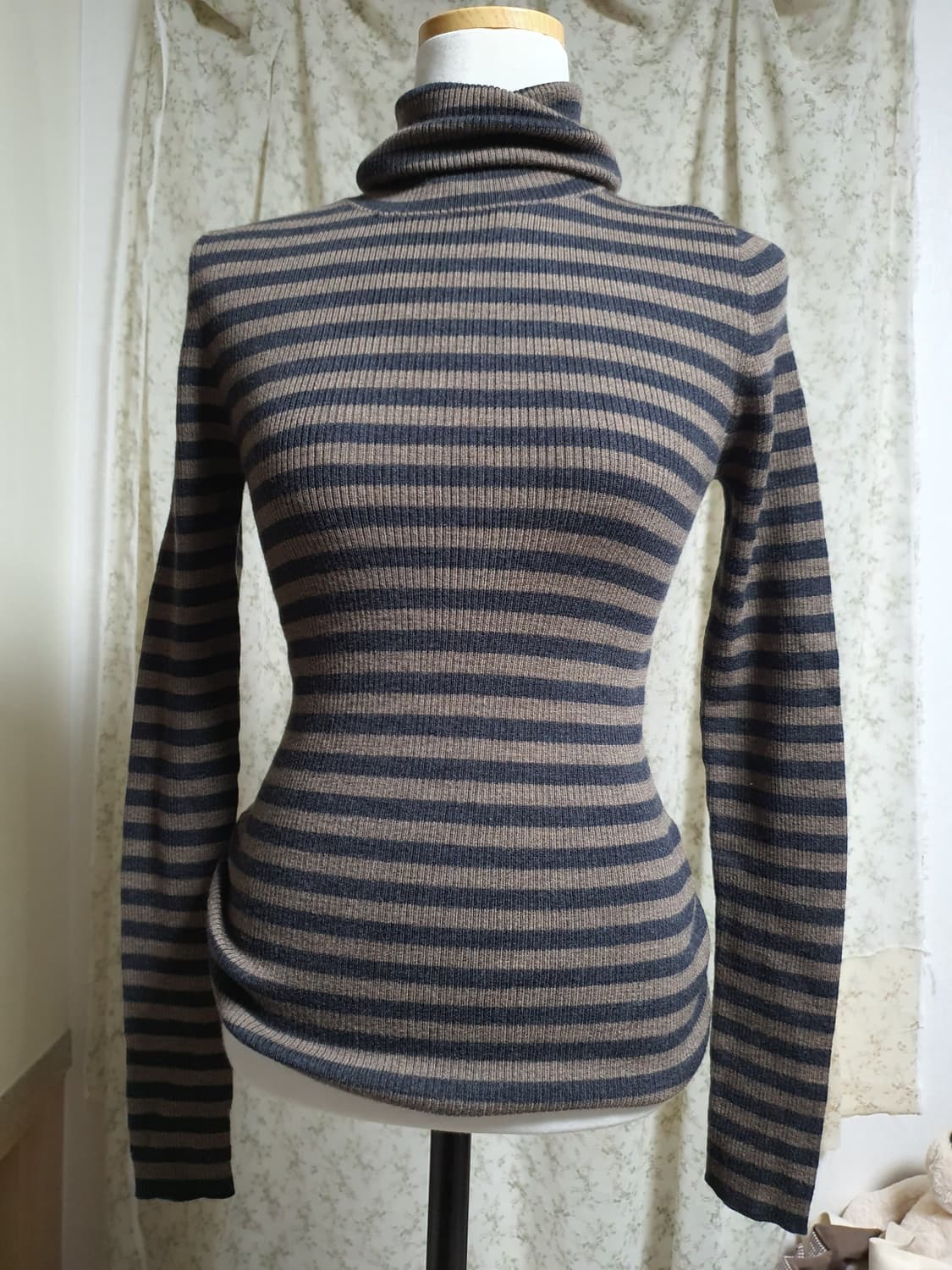 [일본빈티지] 줄무늬 골지 폴라 니트 상품이미지1