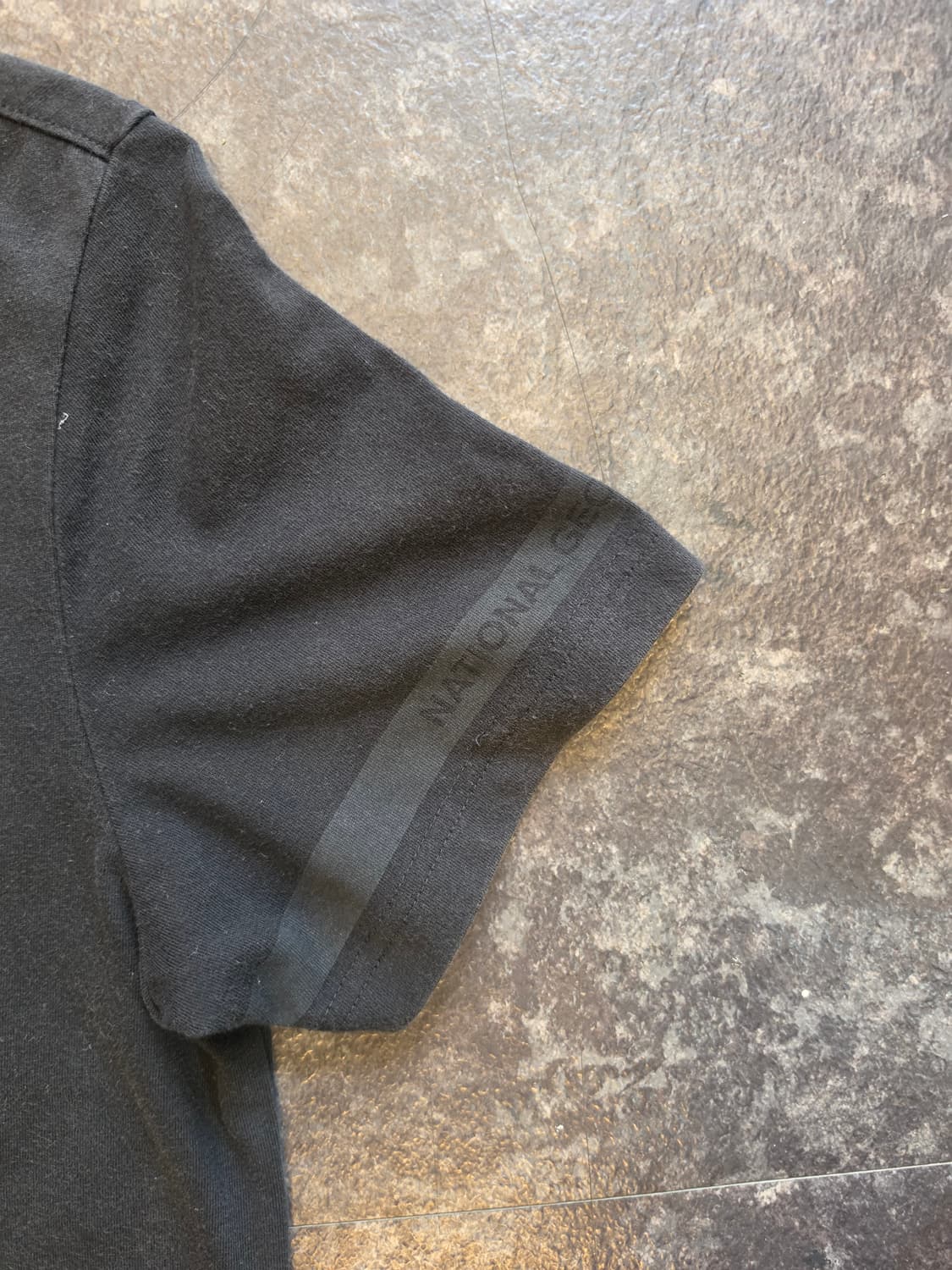 내셔널지오그래픽 검정색 반팔 티셔츠 - M 상품이미지6