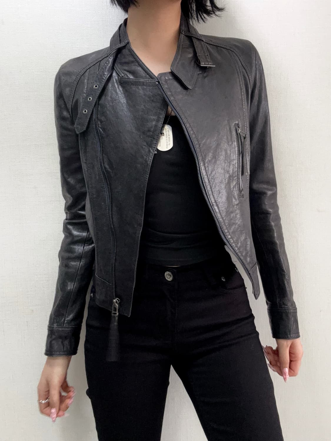 [램스킨] 올리비아하슬러 다크브라운 넥 버클 슬림핏 레더자켓 상품이미지1