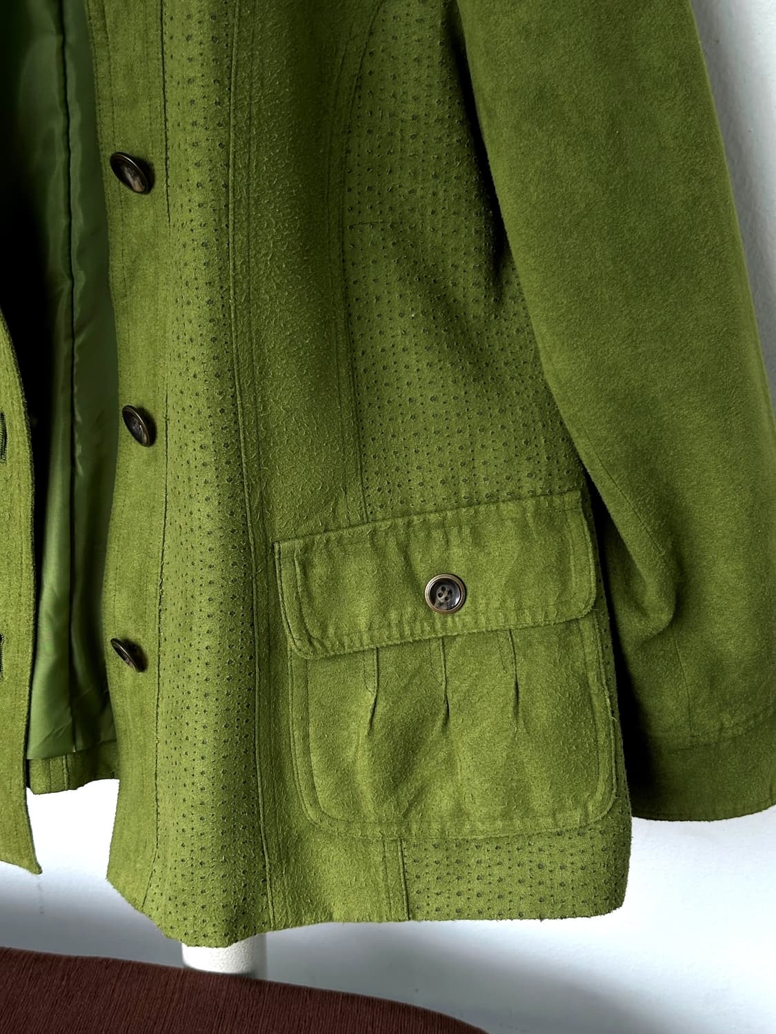 Vegan suede over shoulder blouson 상품이미지4