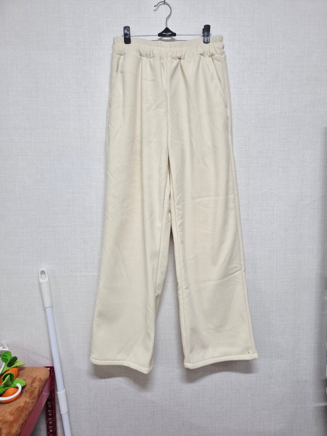 아이보리 코듀로이 와이드 팬츠 상품이미지1