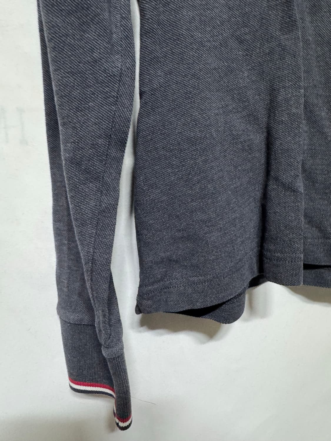 M 몽클레어 긴팔 카라티 상품이미지4