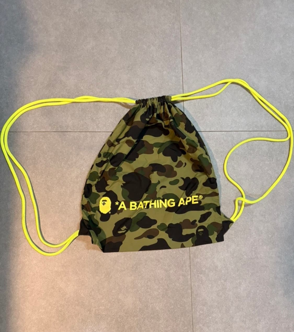 베이프 카모 짐색 스트링백 (도쿄 베이프 구매)⭕️ 상품이미지1