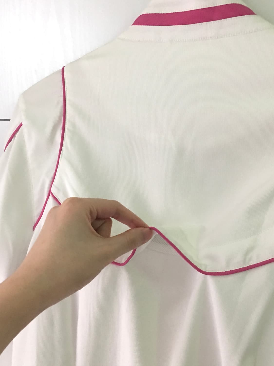 아디다스 화이트 핑크 바람막이 상품이미지5