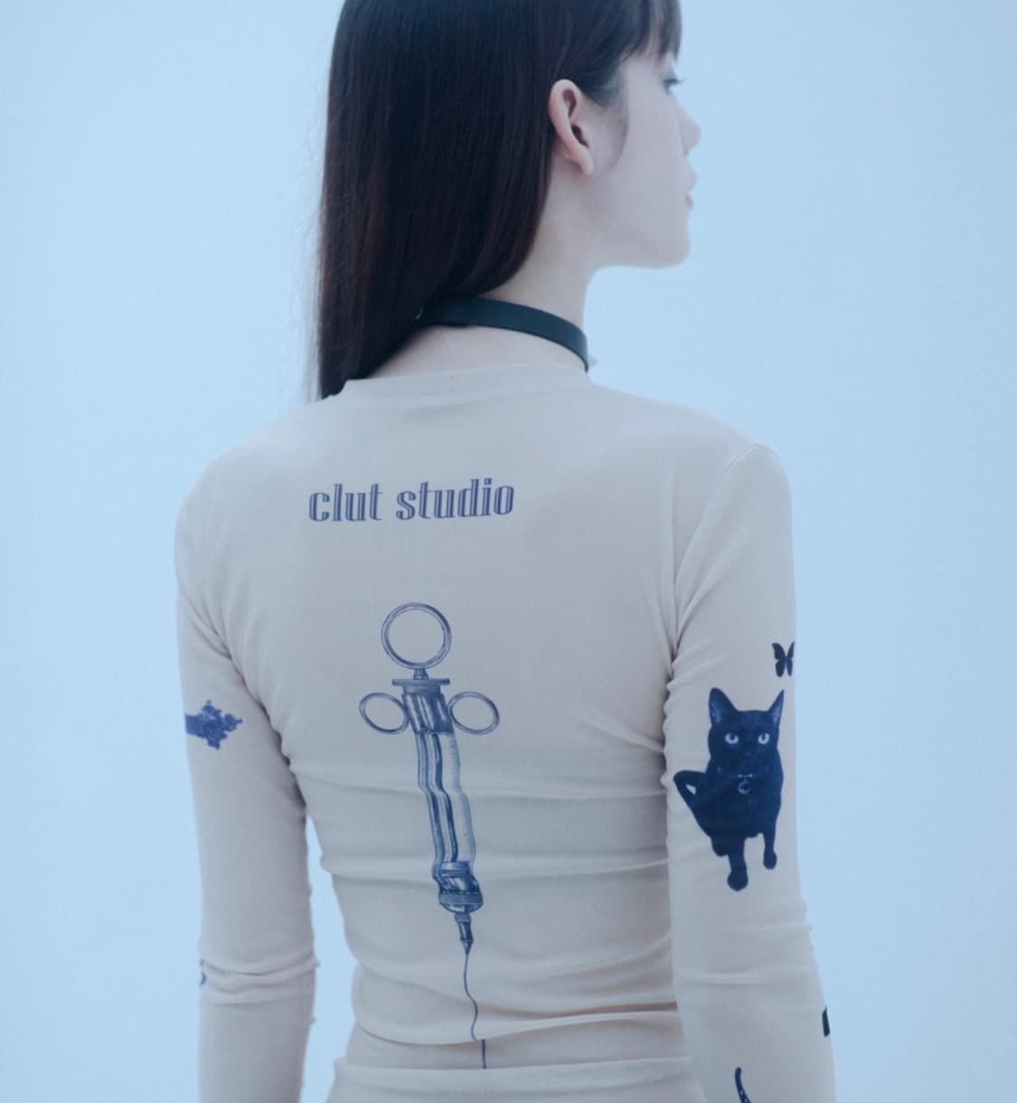 클럿스튜디오 수녀와 총 타투 탑 상품이미지2