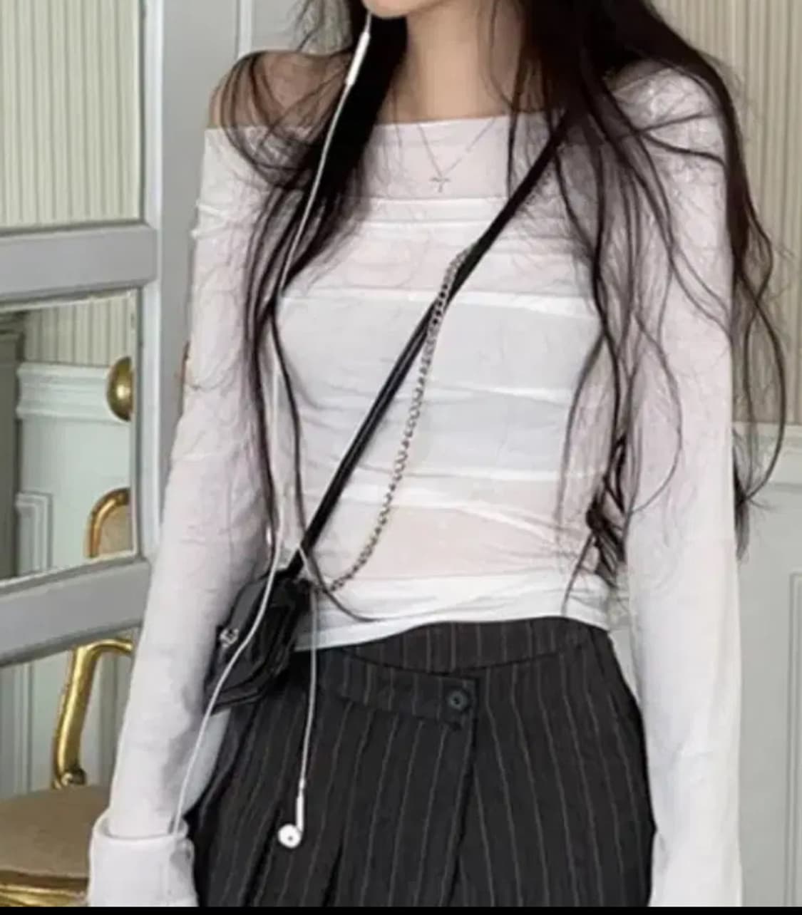 오프숄더 보트넥 핀턱 셔링티 민트색 상품이미지2