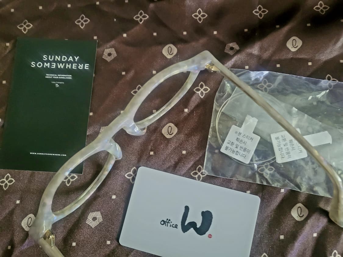 [미착용 새상품] *지드레곤 착용 선데이 섬웨어 안경* 상품이미지9