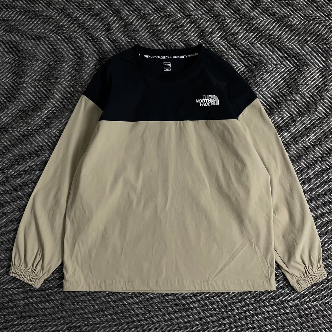 노스페이스 신형 배색 박시핏 맨투맨y 3044 상품이미지2