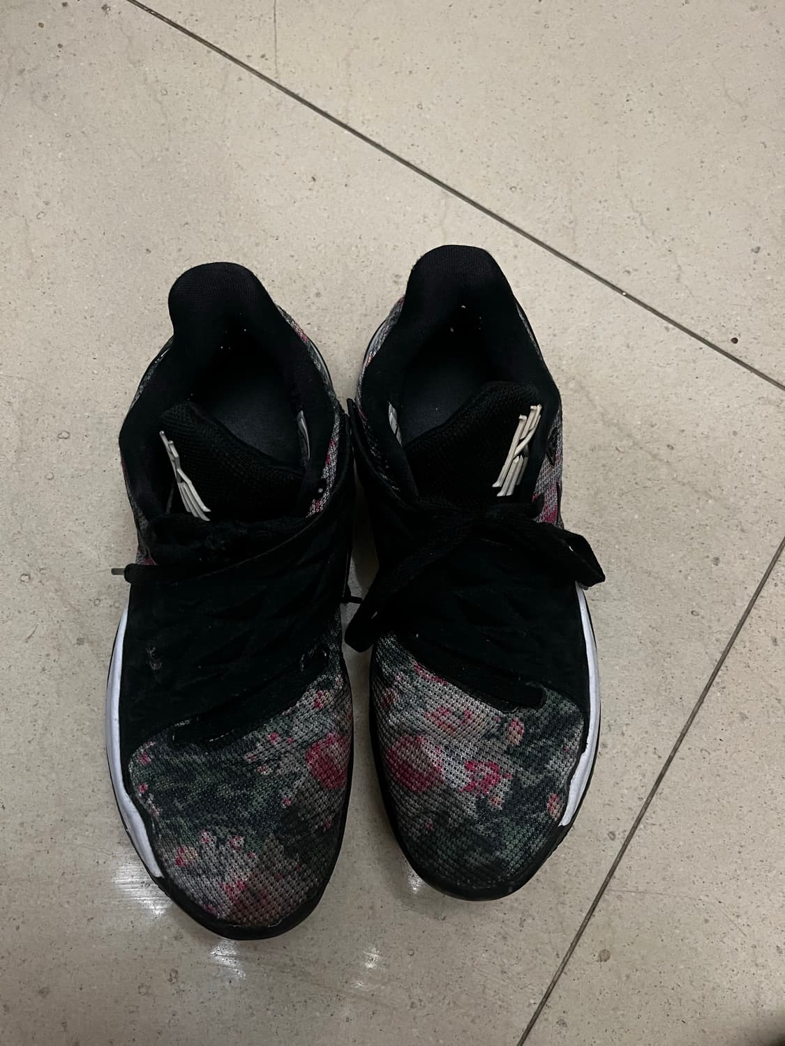 나이키 카이리 상품이미지1