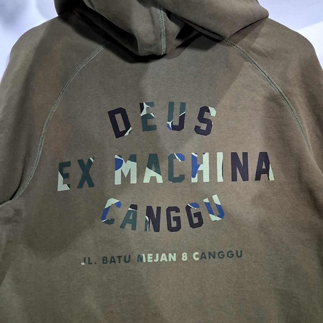 Deus 데우스 카모 로고 후드티 상품이미지8