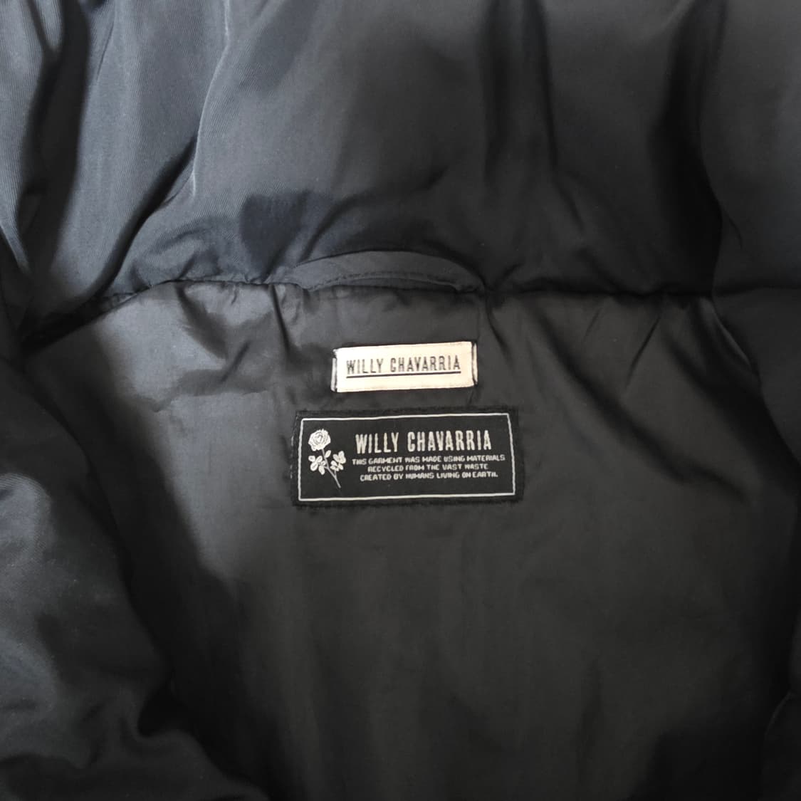 [L] 윌리차바리아 패딩 베스트 블랙 상품이미지6