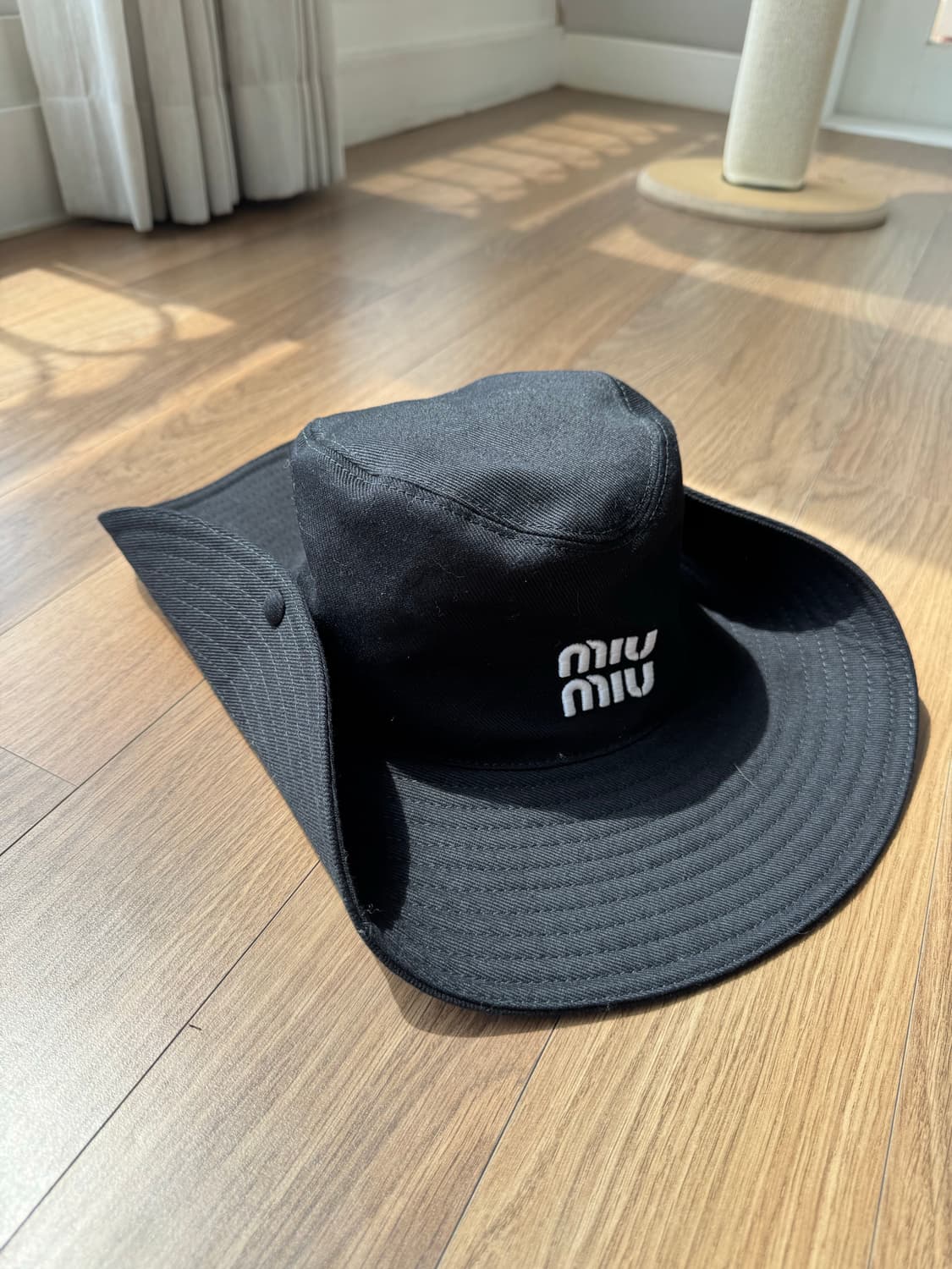 [Miu Miu] 미우미우 데님 와이드브림 버킷햇 M / 블랙 / 정품 상품이미지2