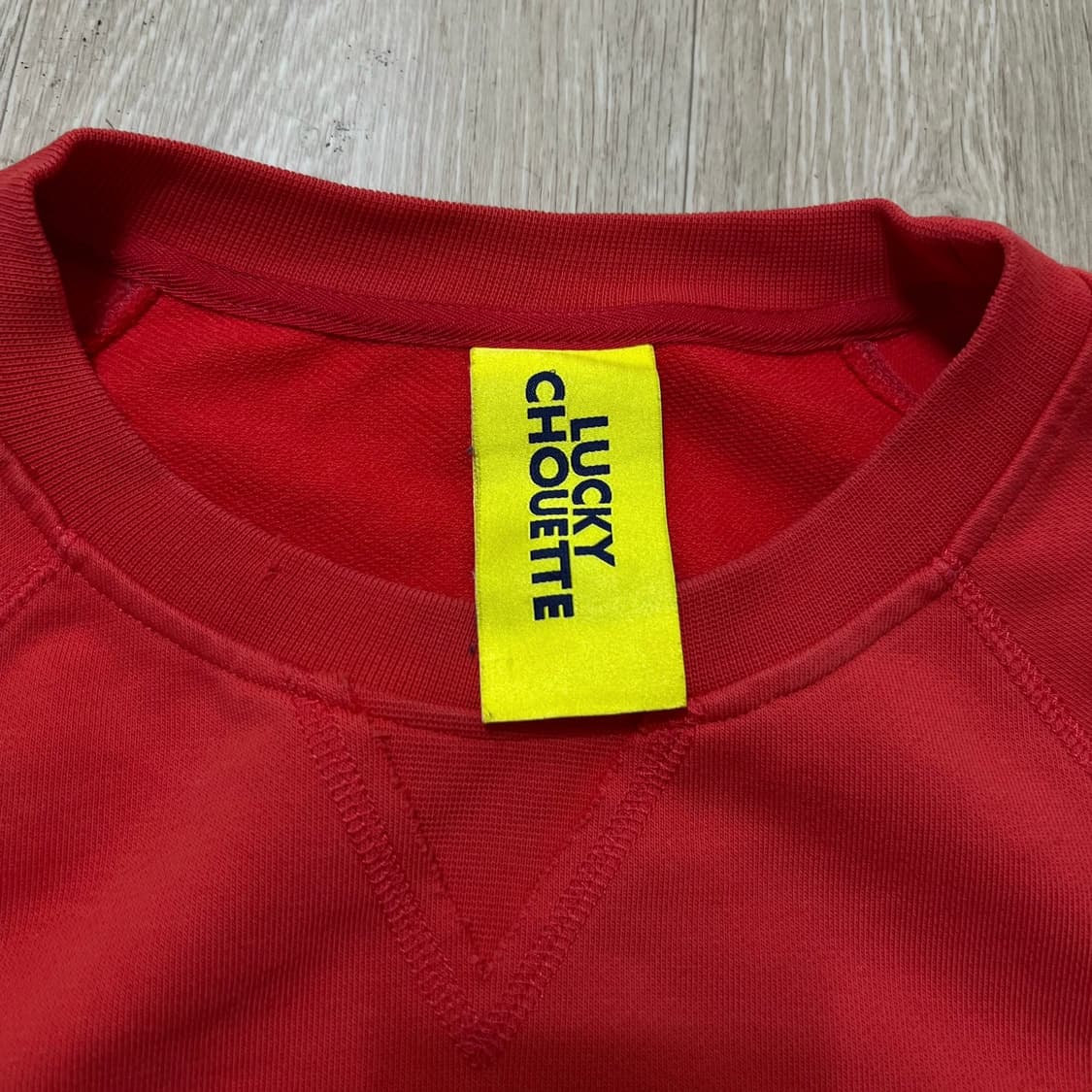 럭키슈에뜨 여성 빅로고 맨투맨 M/95  상품이미지5