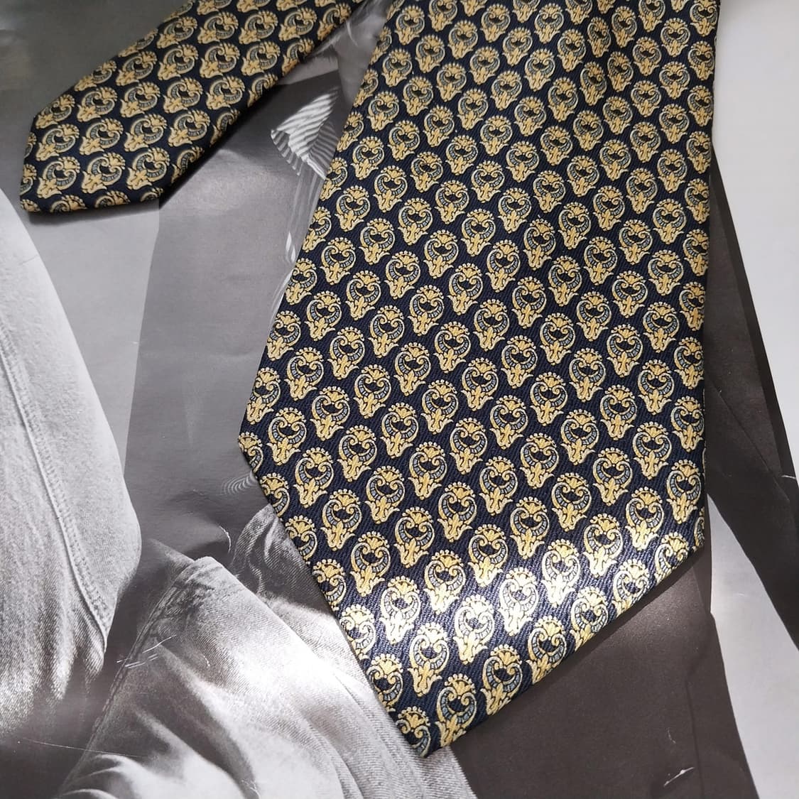 에스 티 듀퐁 실크 네이비 페이즐리 넥타이 9.4cm A+등급 K1119 상품이미지4
