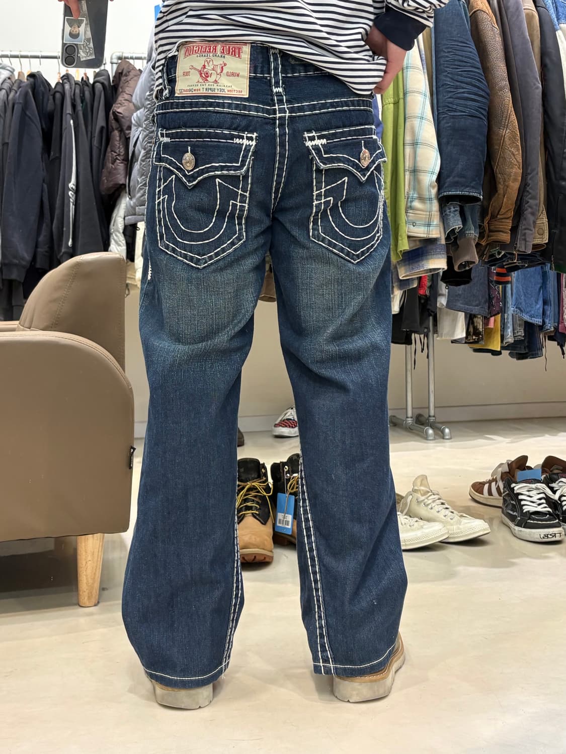 트루릴리젼 조이 빅 T 데님 팬츠 상품이미지9