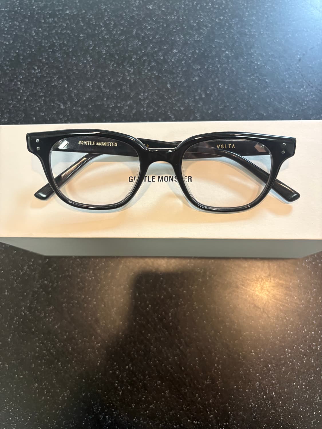 젠틀몬스터 볼타01(카리나 안경) 상품이미지4