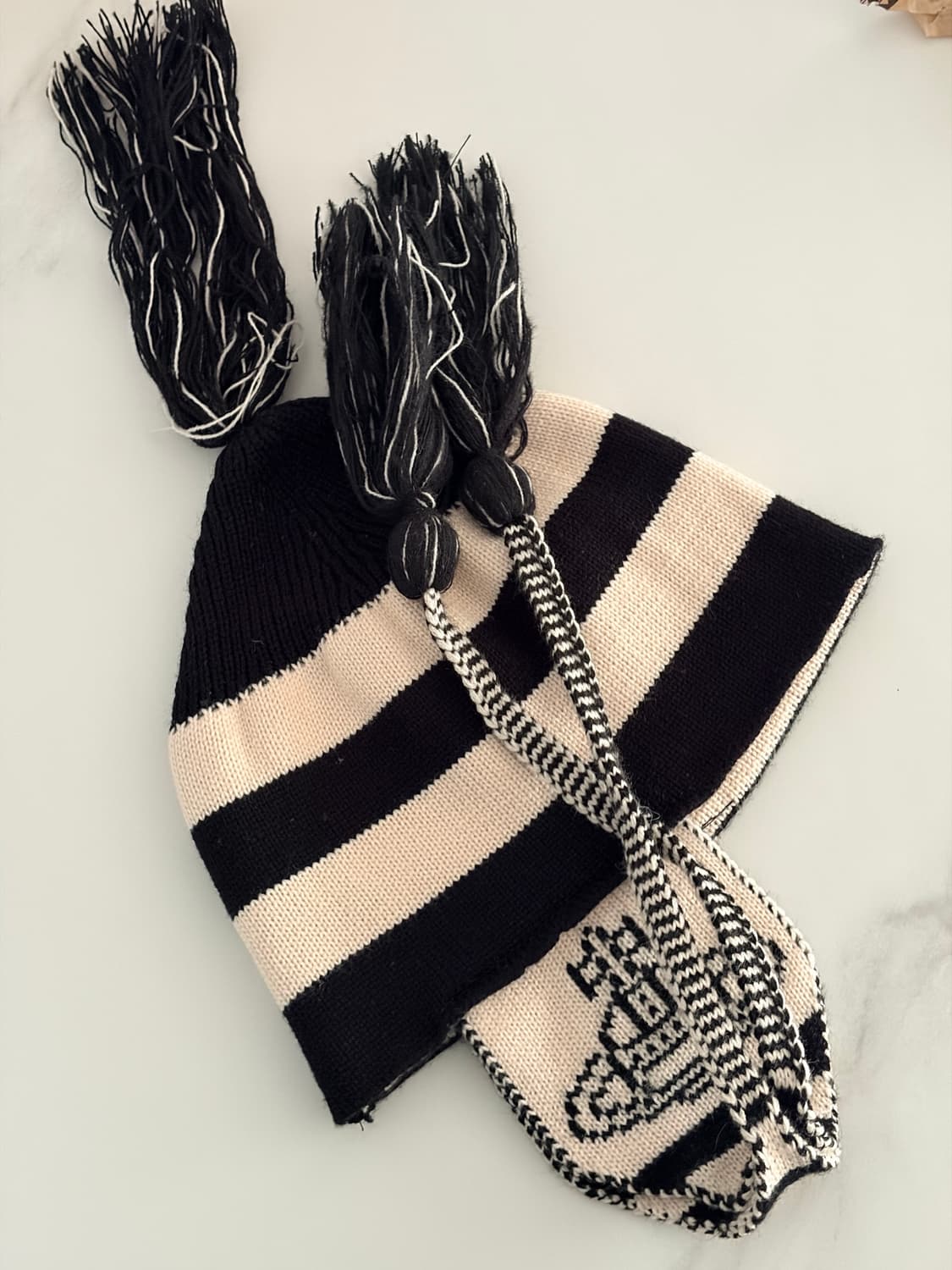 비비안웨스트우드 이어플랩 상품이미지4