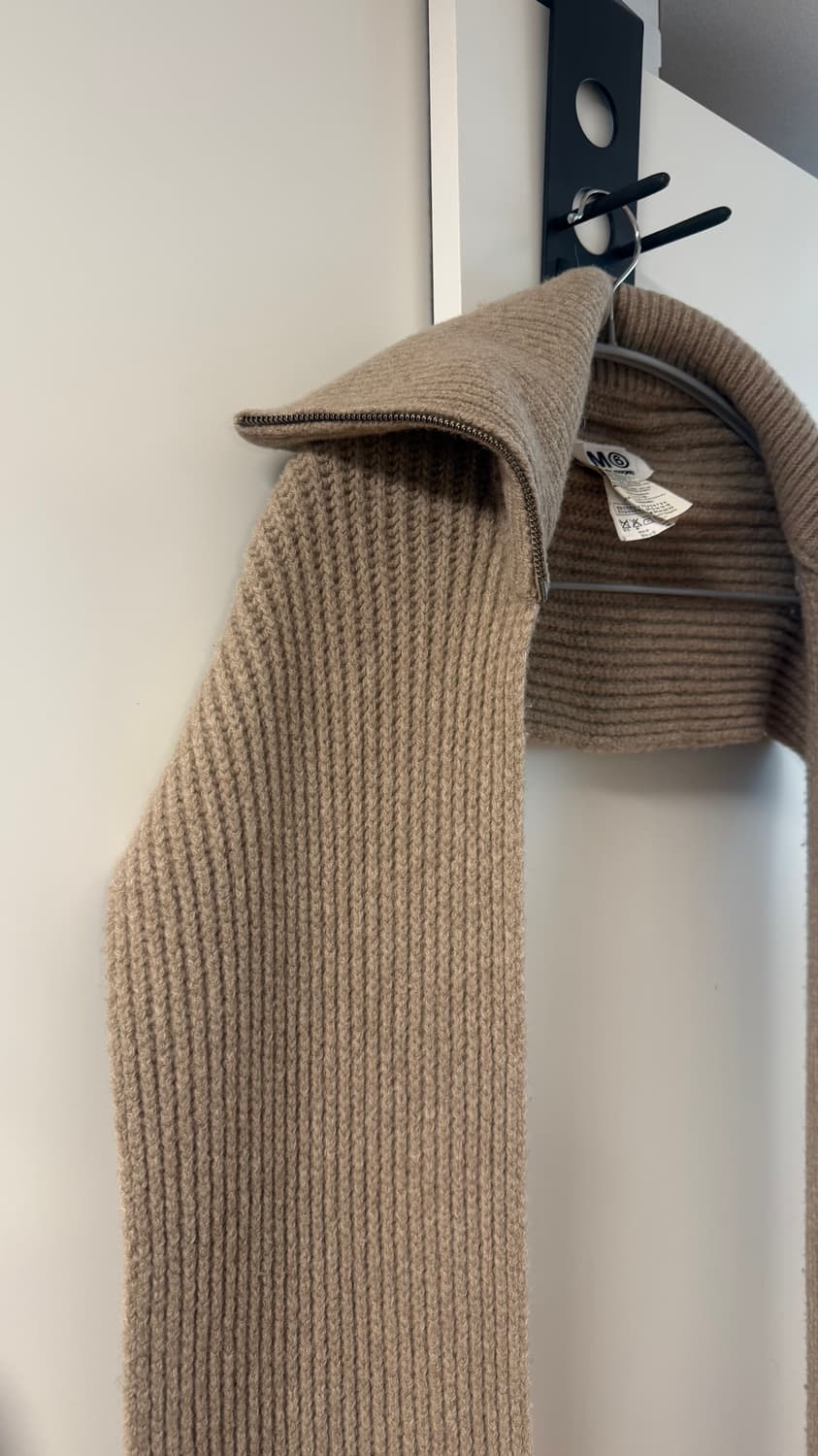 MM6 집업 머플러 상품이미지1