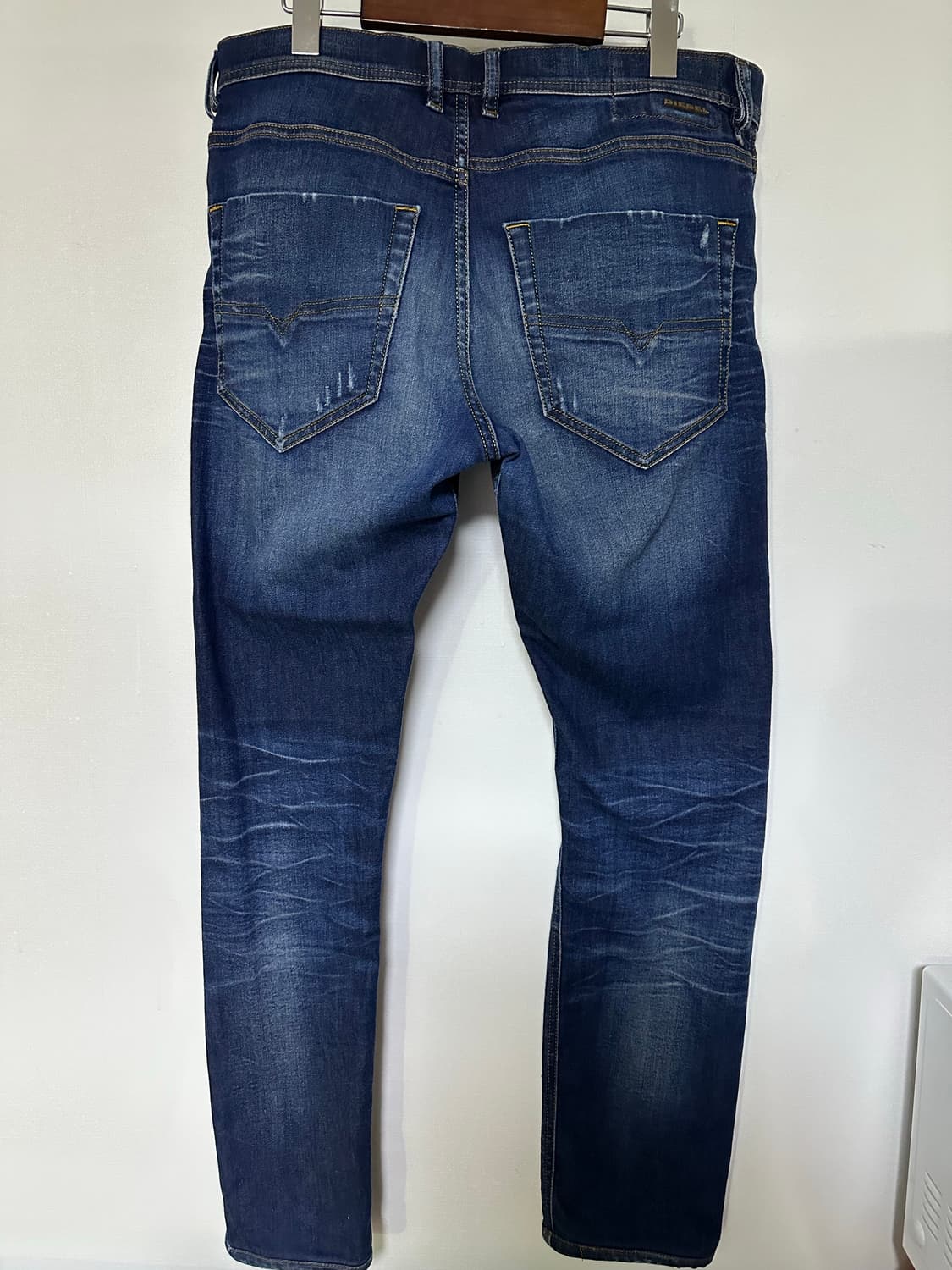 디젤 TEPPHAR 슬림 캐롯 핏 청바지 상품이미지2