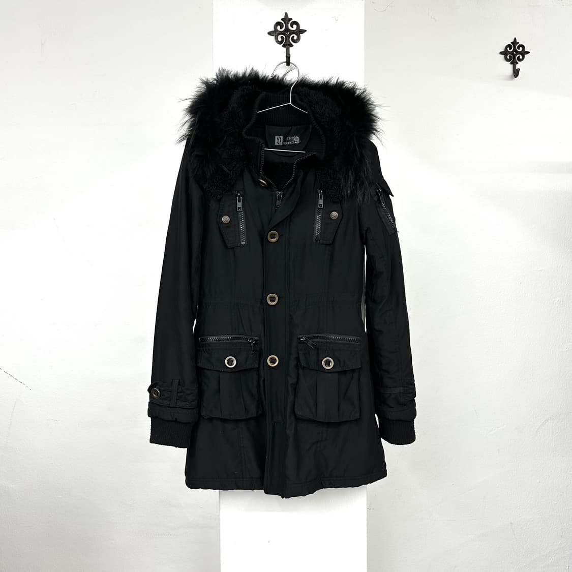 black fur jacket 상품이미지1