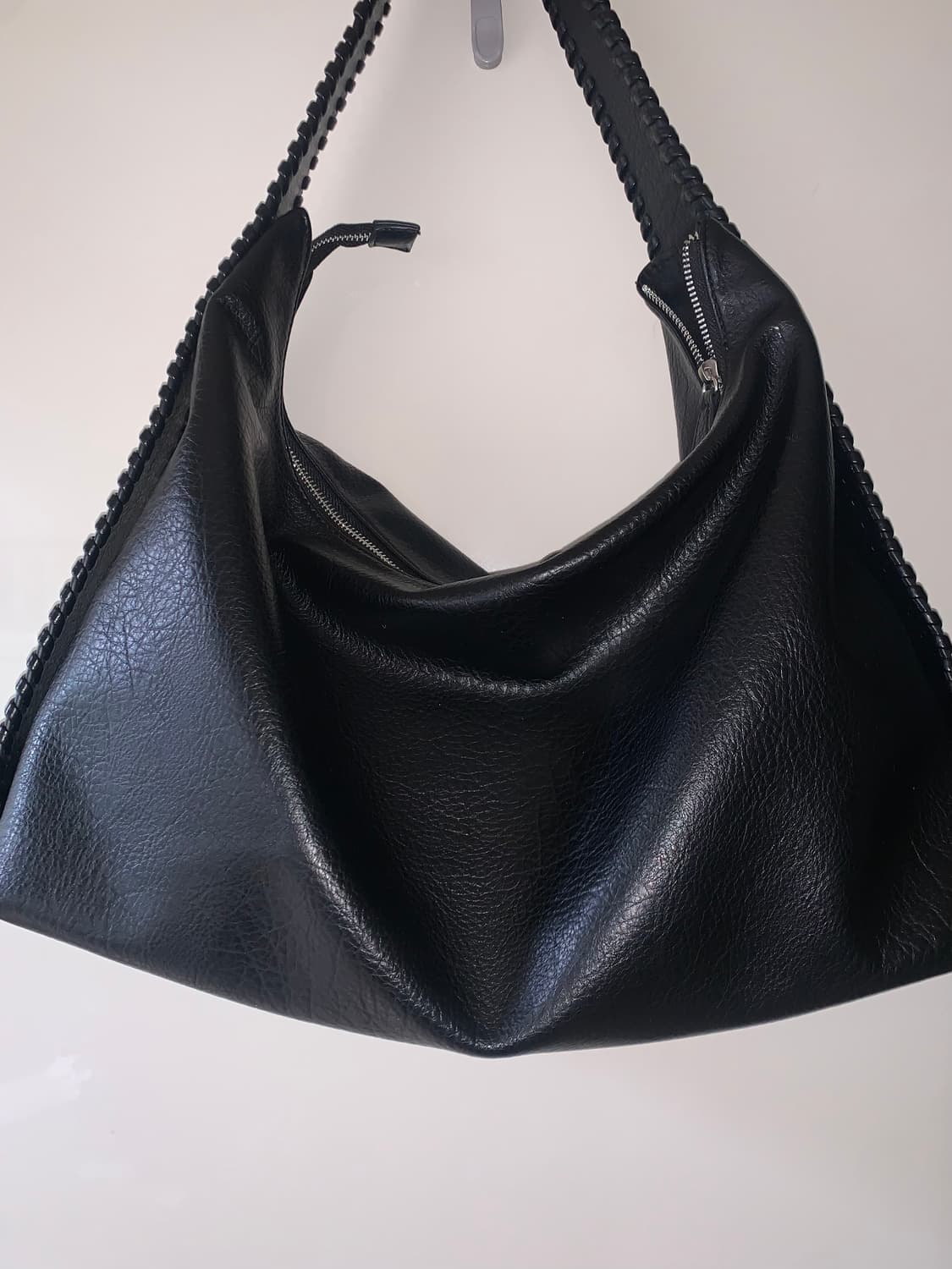 애즈온 로브백 블랙 상품이미지4