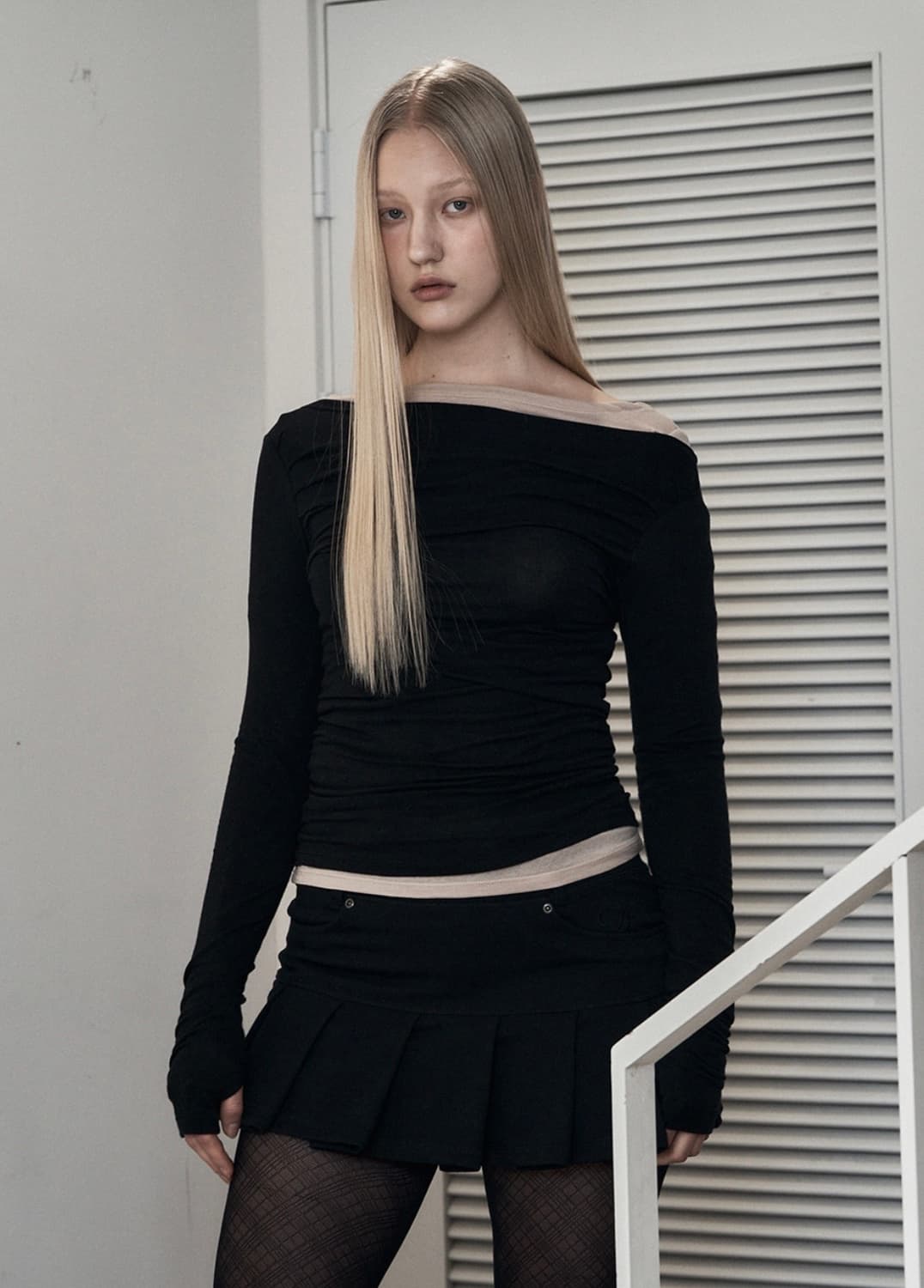 플리즈노팔로우 Lisa Drape Top  Black 상품이미지2