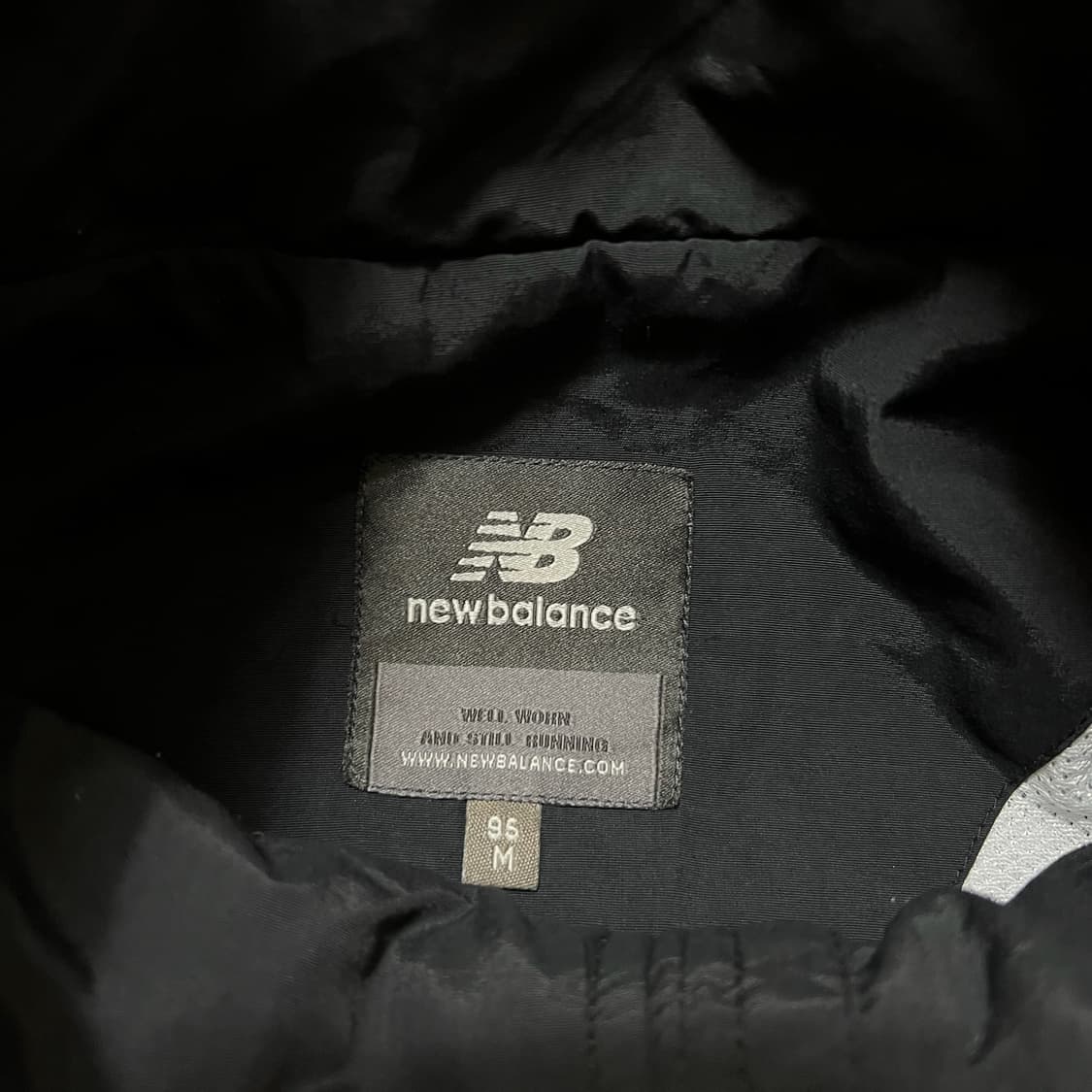 뉴발란스 로고 바람막이 자켓 M/95  상품이미지5