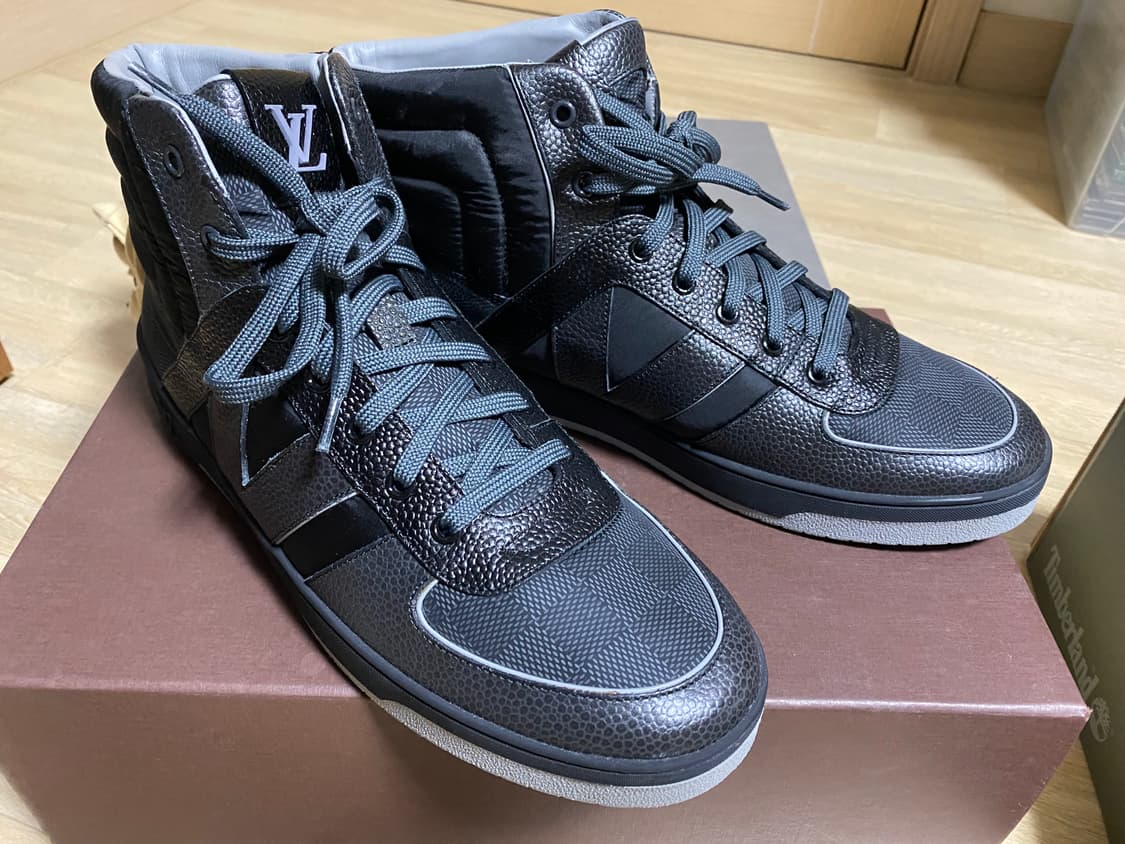 루이비통 트레이너 하이탑 스니커즈 상품이미지2