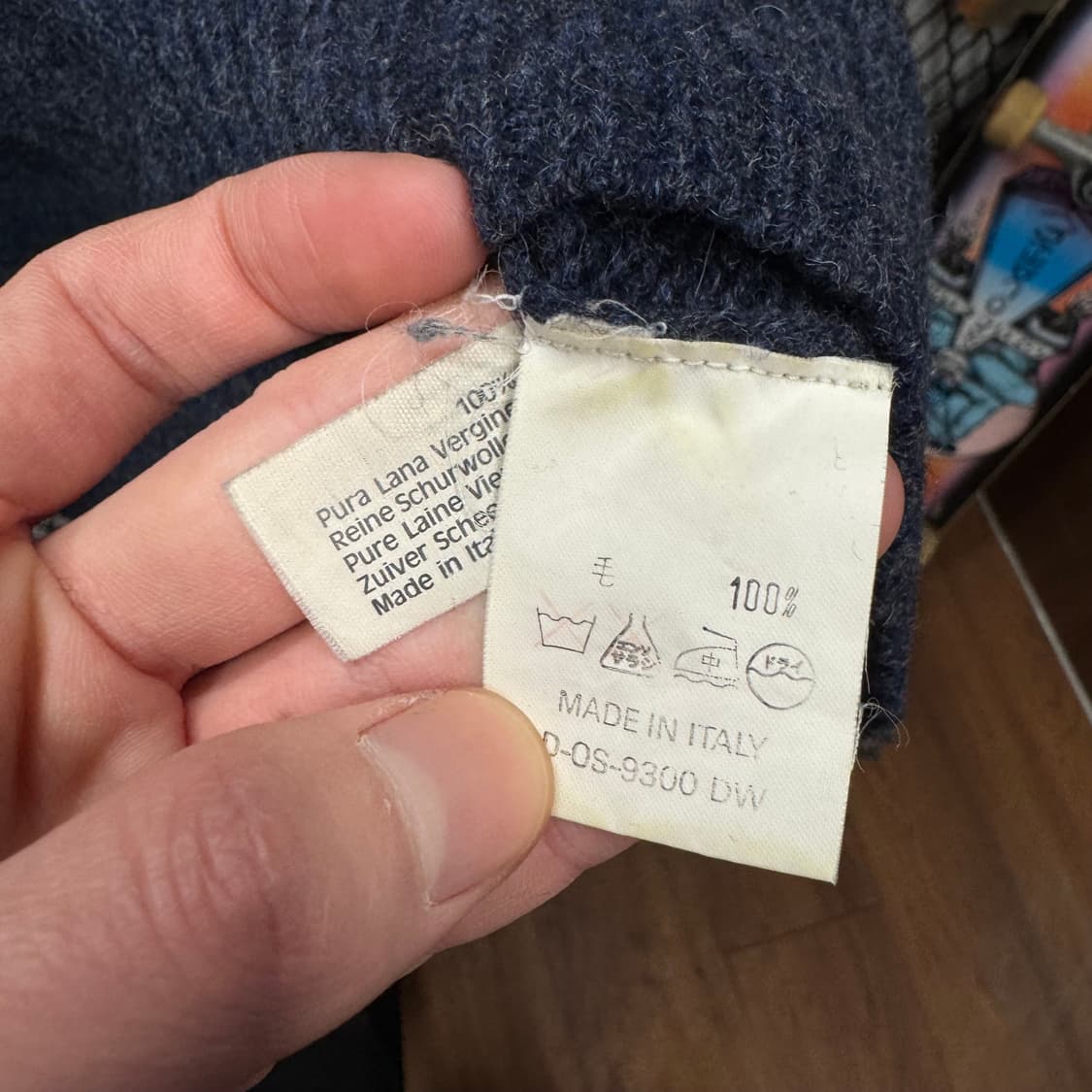 90s 발렌티노 울 니트 전면 자수 로고 포인트 네이비 상품이미지7