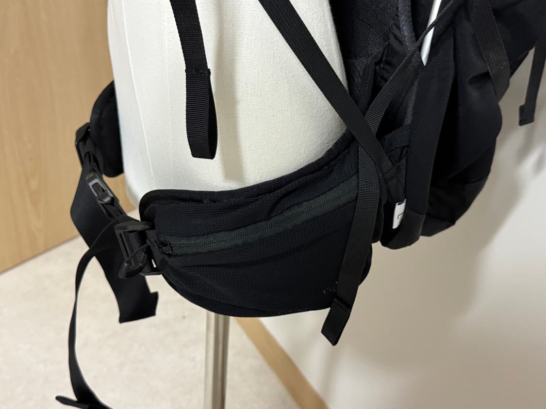 더노스페이스 우라노스 45 블랙 케이엠 사이즈 아웃도어잭 45L 상품이미지9