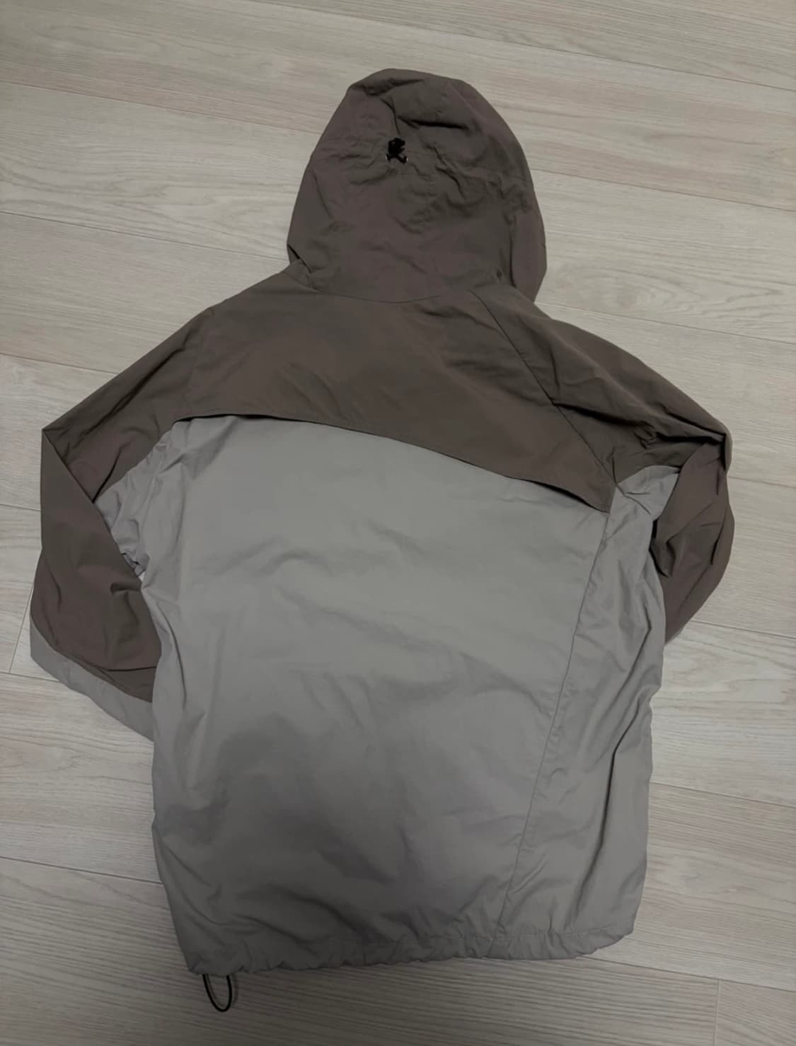 산산기어 FW 바람막이 브라운 1사이즈 급처 상품이미지6