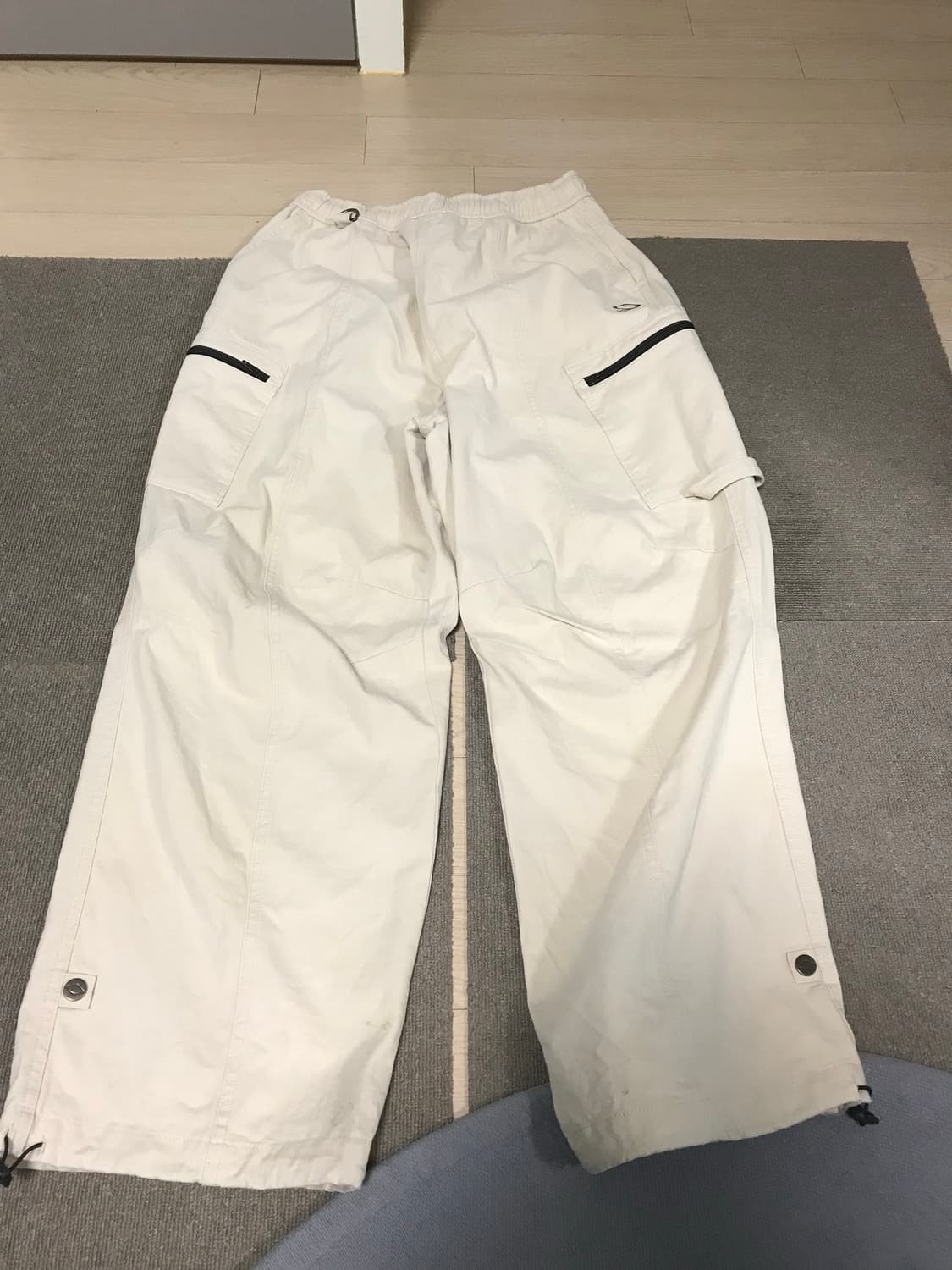 미스치프 아이보리 조거 팬츠 상품이미지3