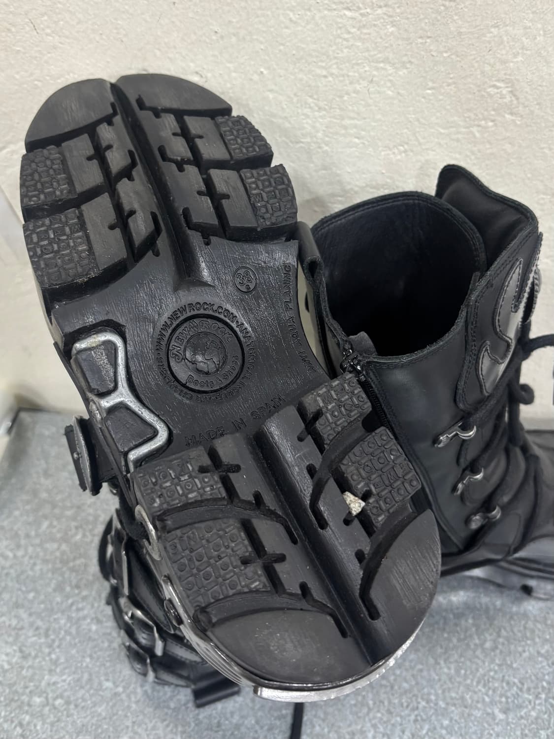 뉴락 그레이 메탈 부츠 상품이미지4