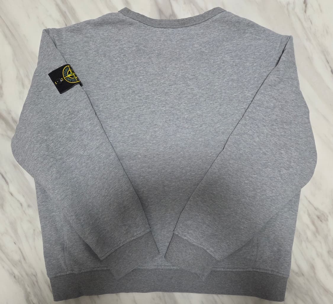 스톤아일랜드 그레이 맨투맨 상품이미지2