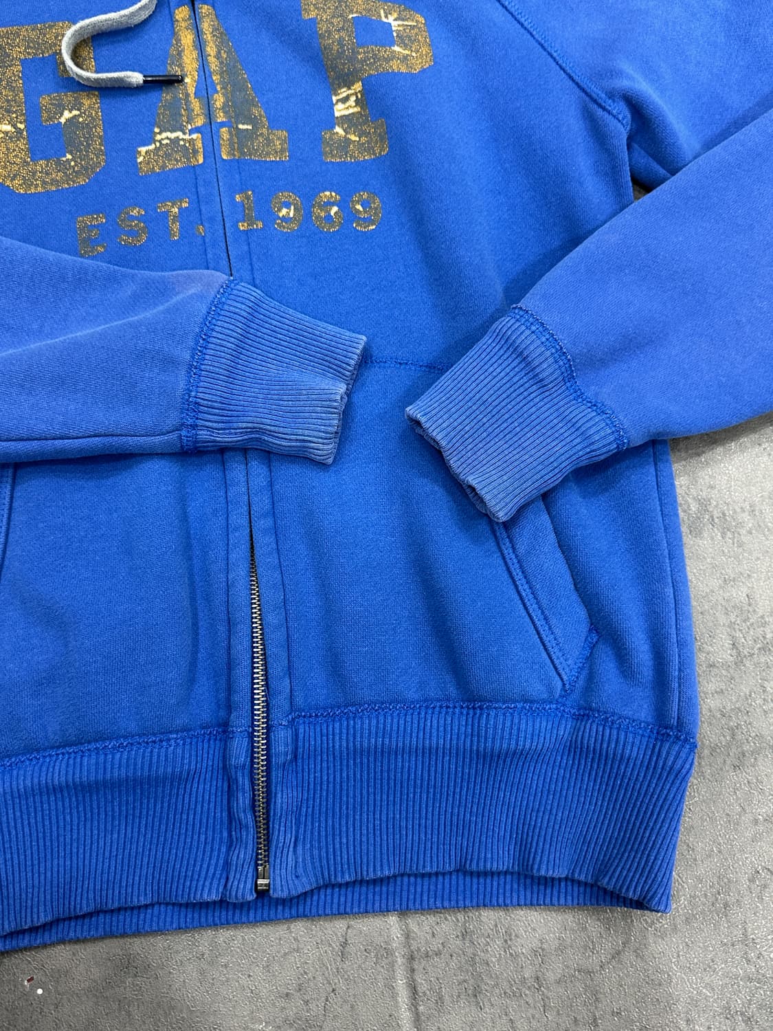 갭 빈티지 로고 후드집업  상품이미지3