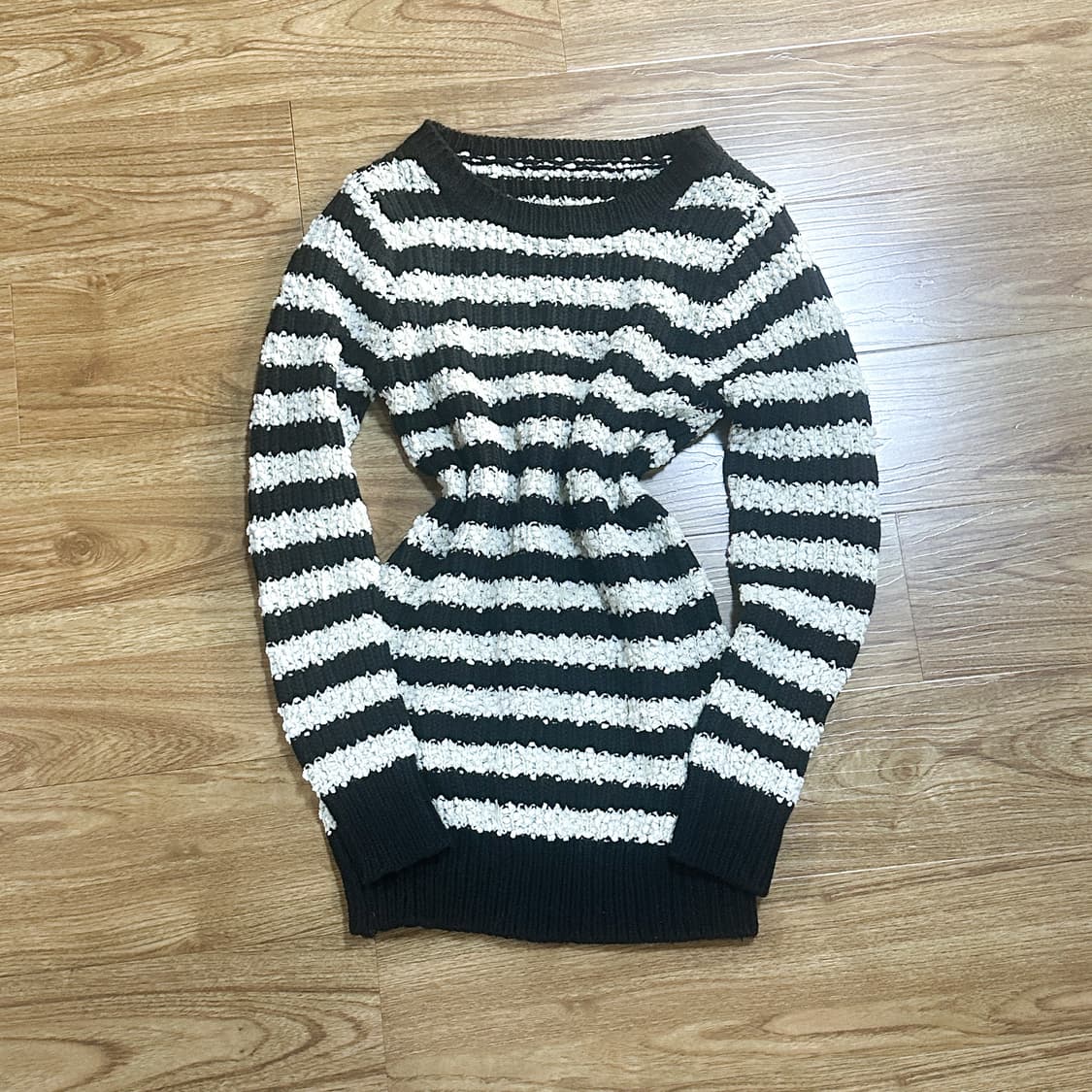 빈티지 스트라이프 뽀글이 니트 원피스 오네갸루 로걀 공겜여주 베메클깔 상품이미지1