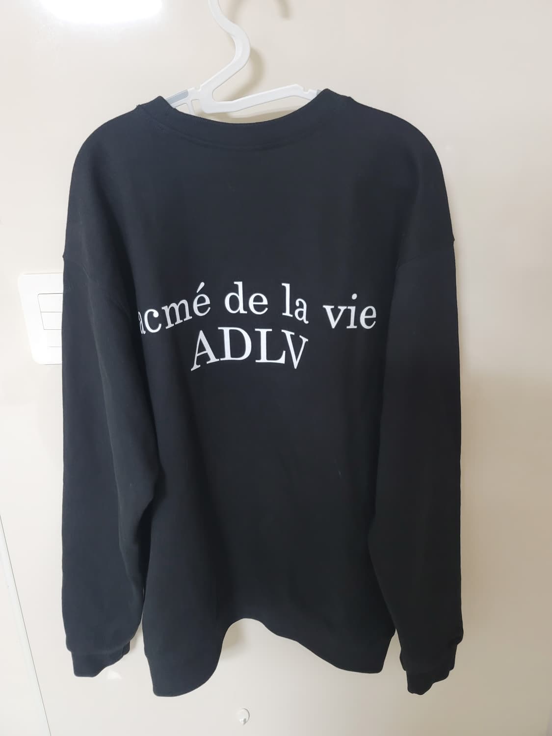 아크메드라비 프린팅 오버핏 맨투맨 1사이즈 상태극상

 상품이미지2