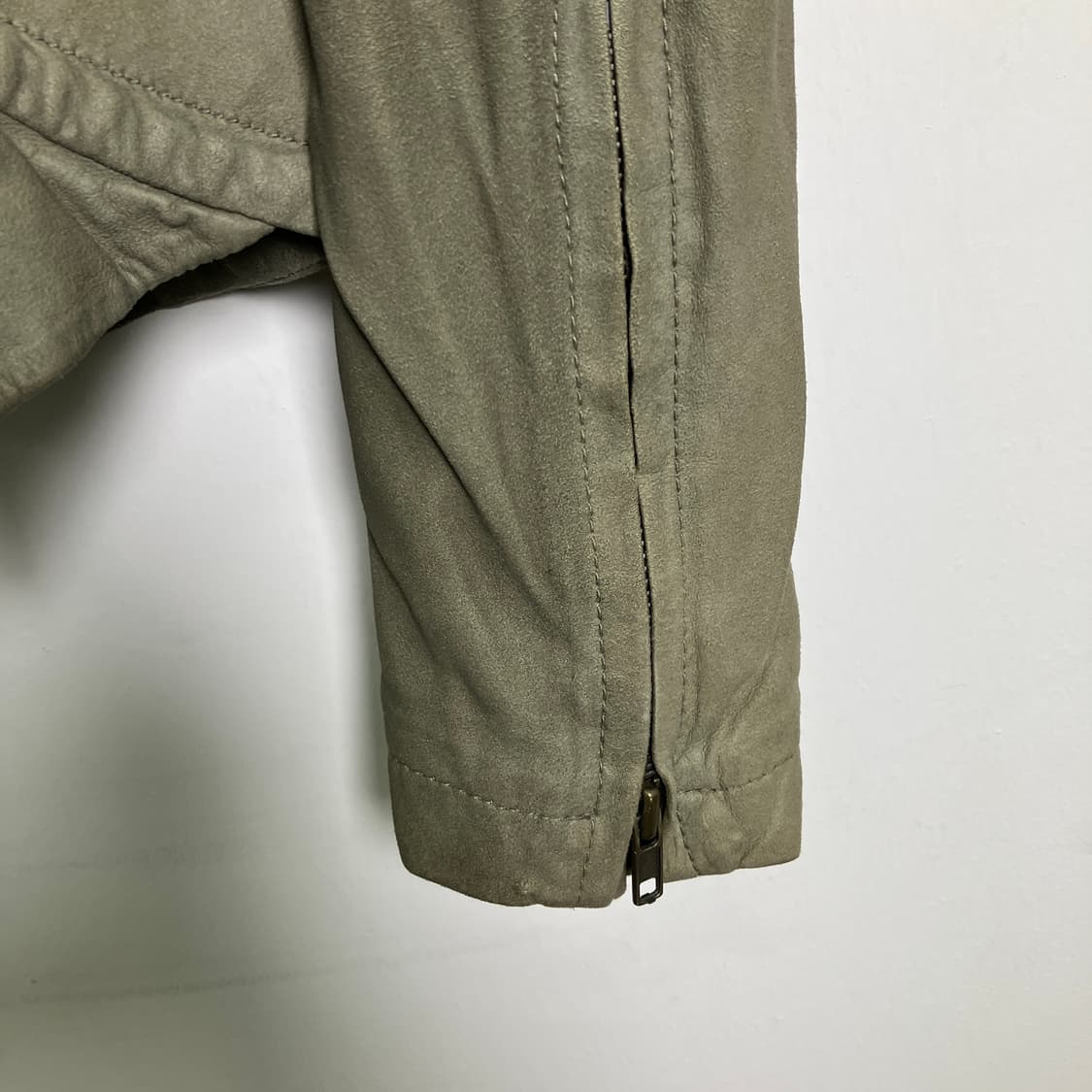 시스템 사선 지퍼 드레이프 가죽 자켓 상품이미지9