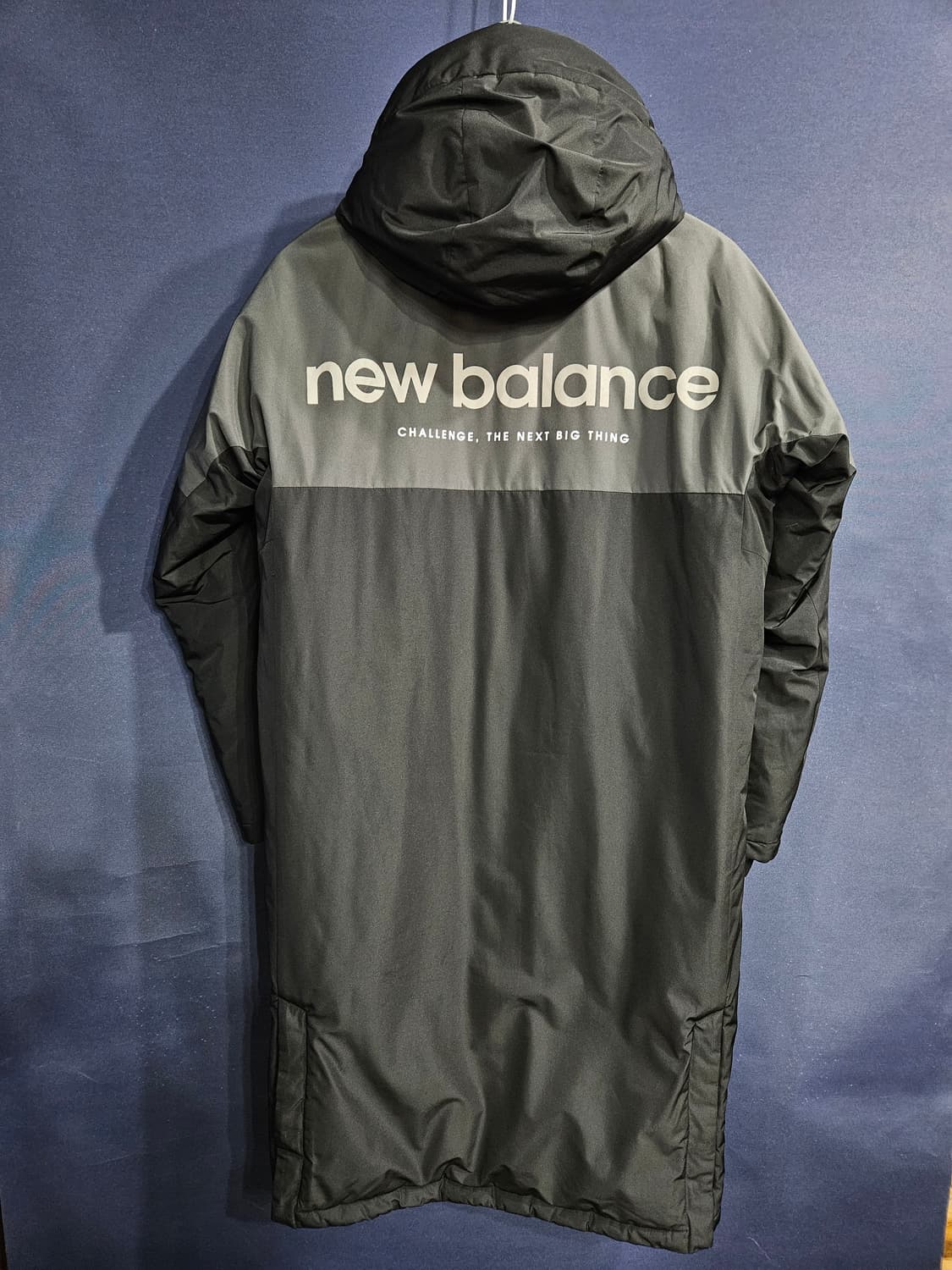 뉴발란스 블랙컬러 남성 100 롱패딩  상품이미지2